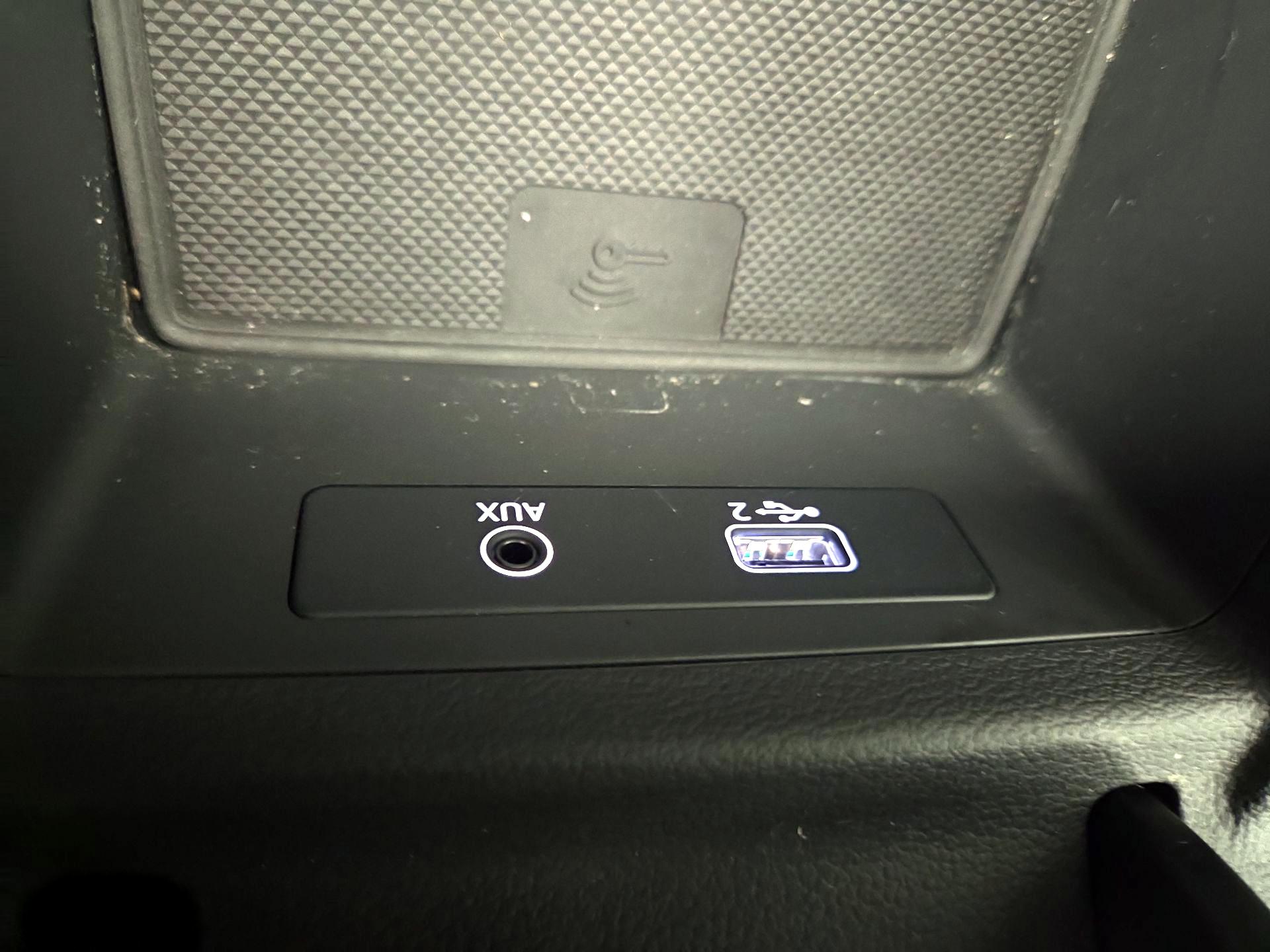 Thumbnail: 2018 Audi A4 - 18