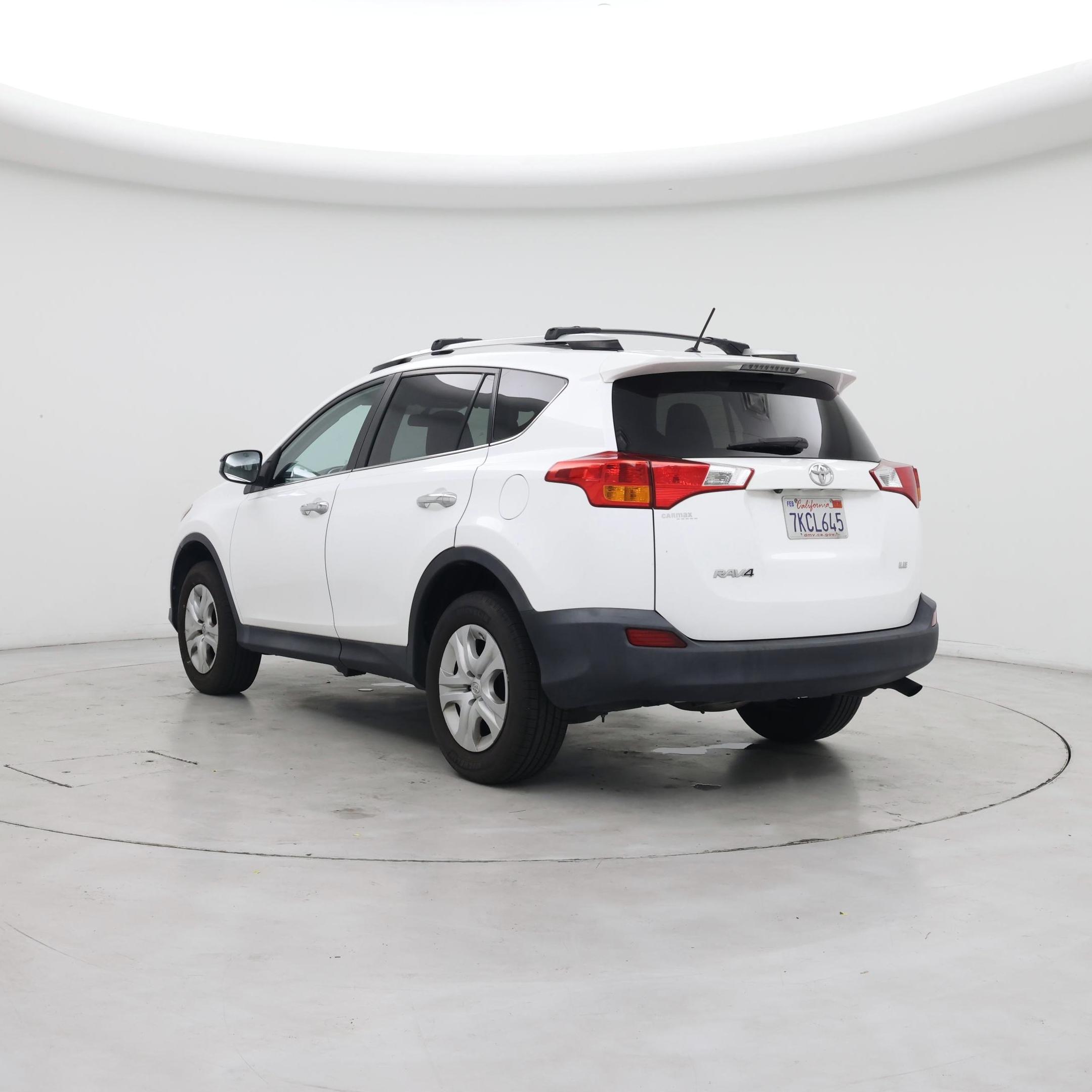 Thumbnail: 2015 Toyota RAV4 - 2