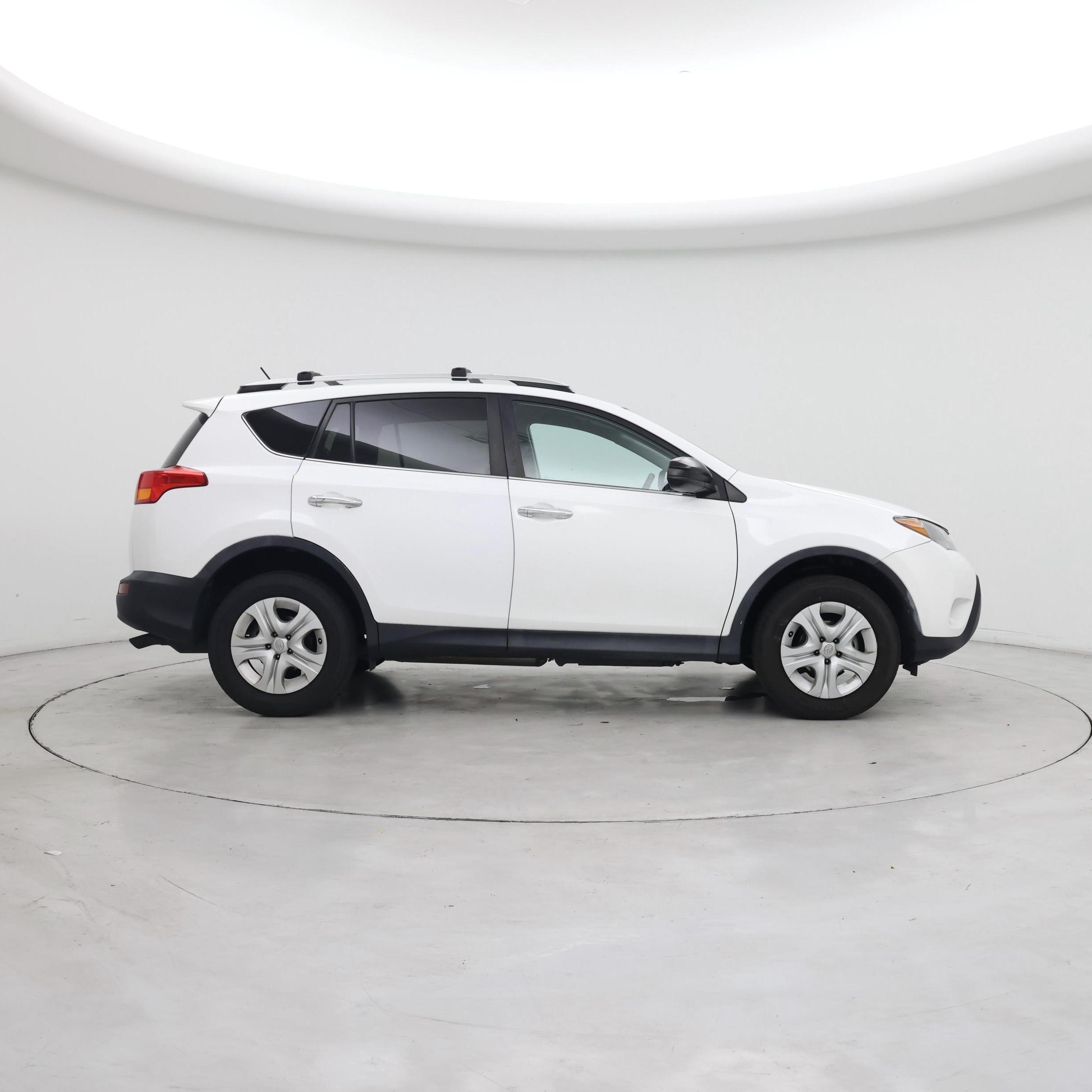 Thumbnail: 2015 Toyota RAV4 - 7