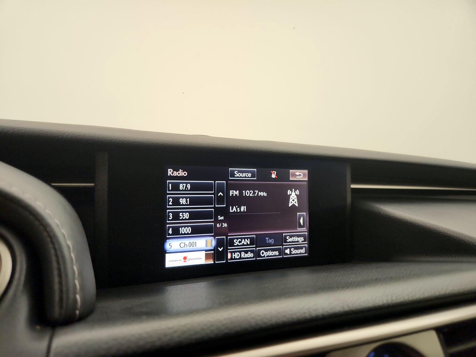 Thumbnail: 2015 Lexus IS - 16