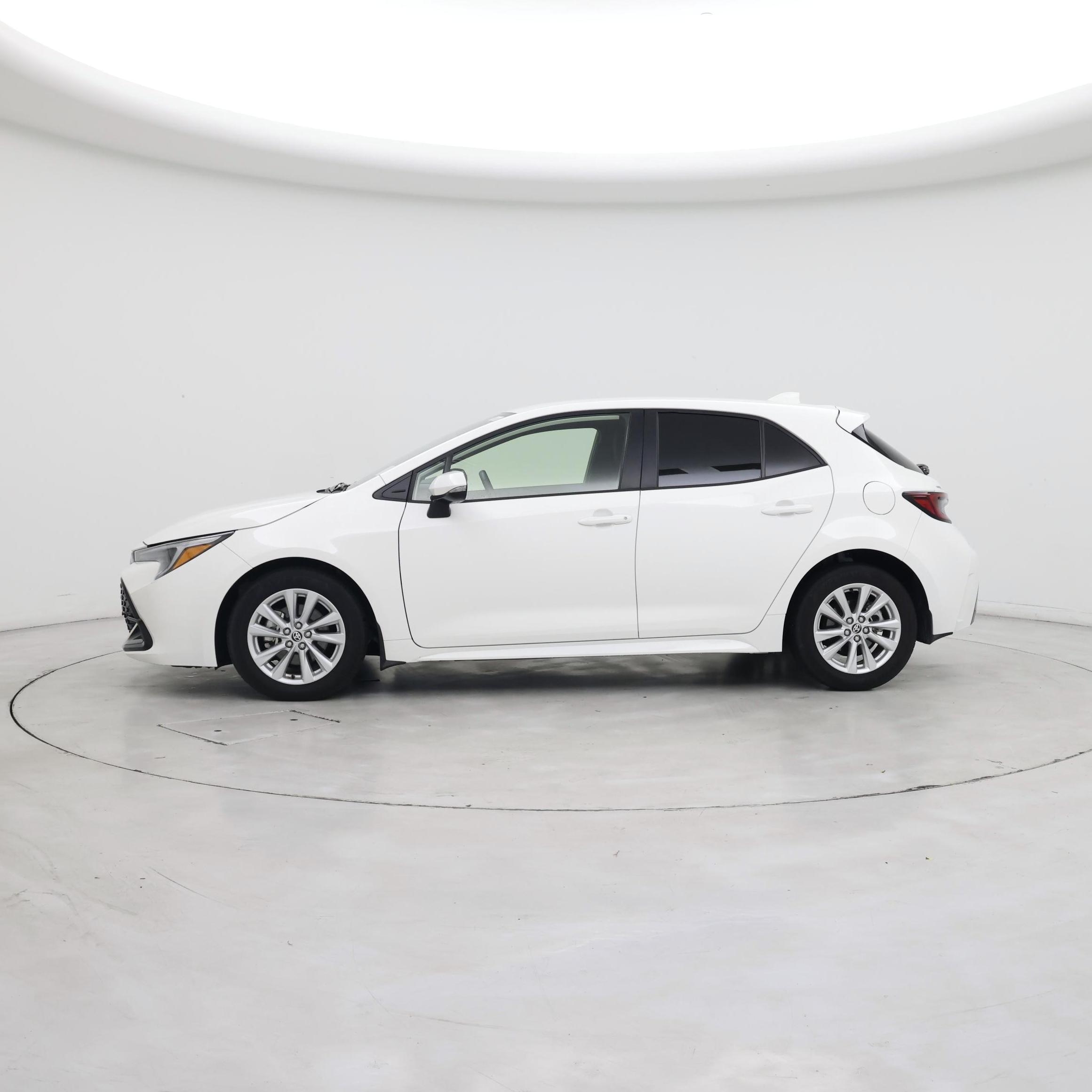 Thumbnail: 2023 Toyota Corolla - 3