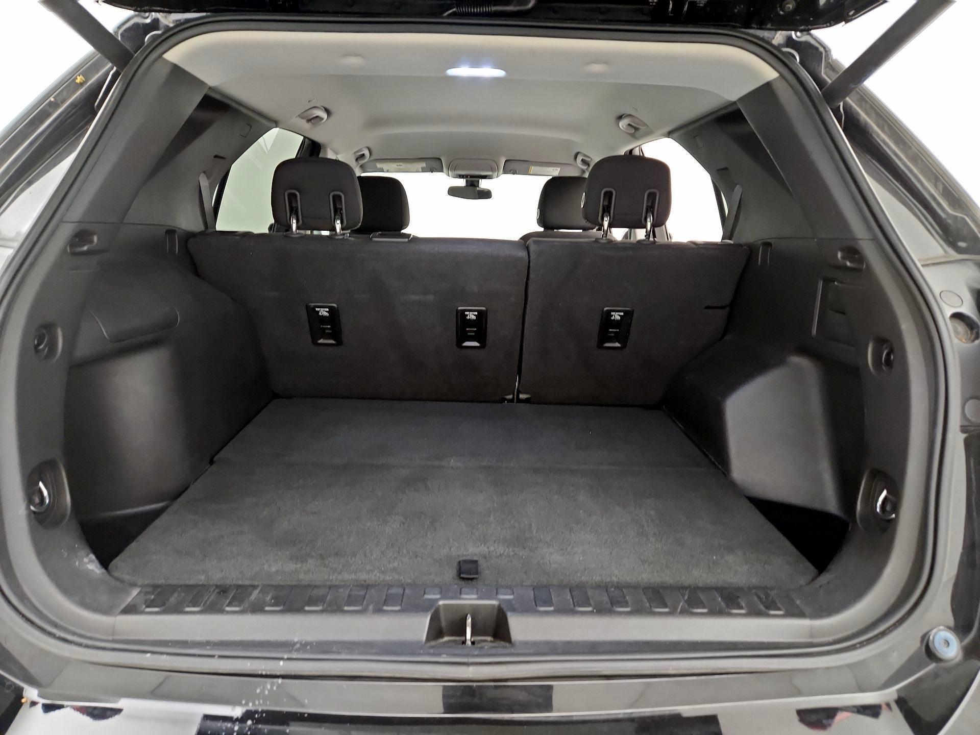 Thumbnail: 2018 Chevrolet Equinox - 20