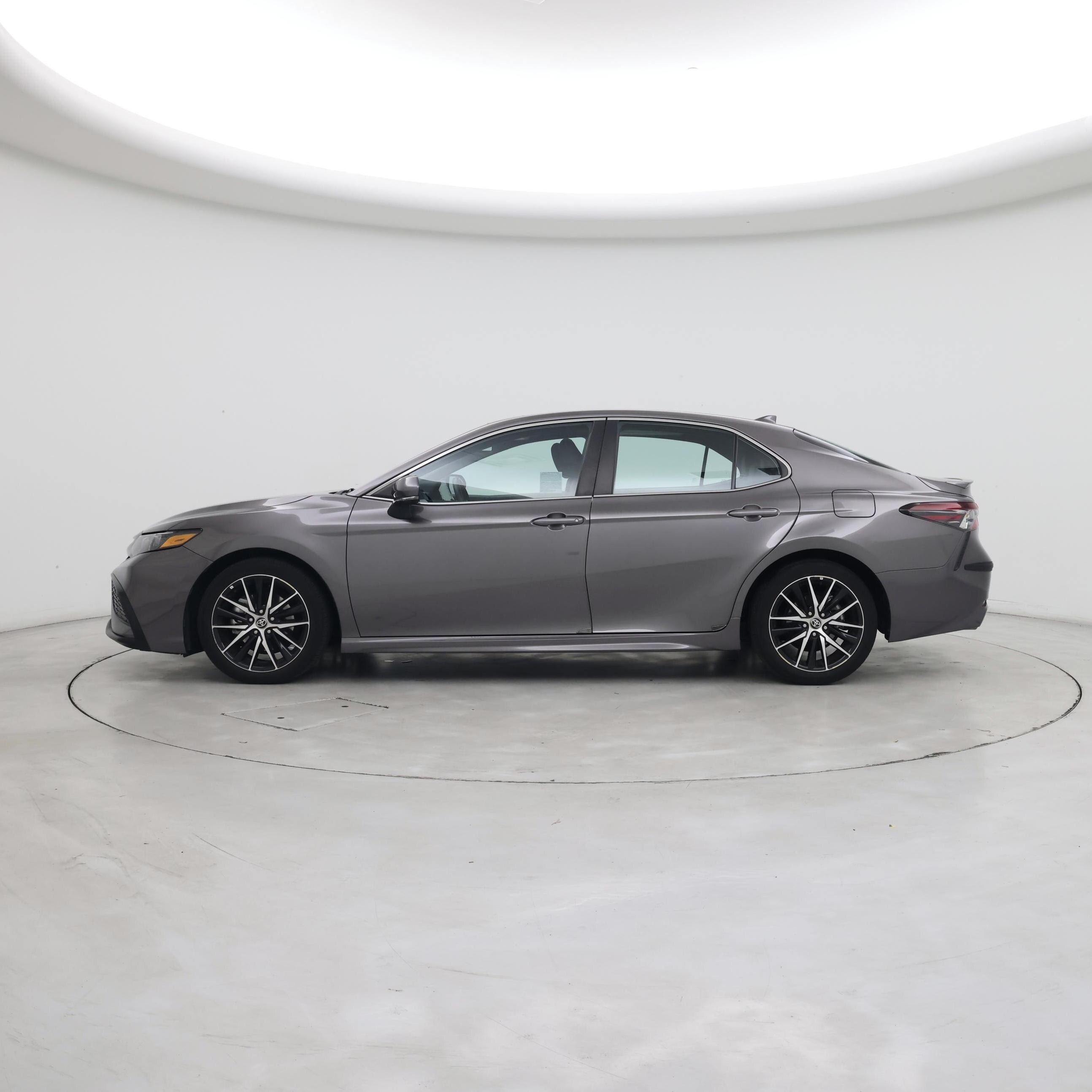 Thumbnail: 2023 Toyota Camry - 3