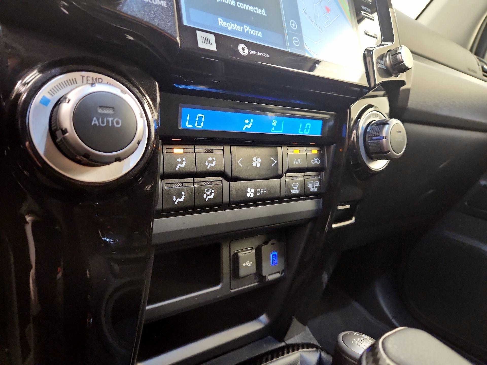 Thumbnail: 2023 Toyota 4Runner - 16