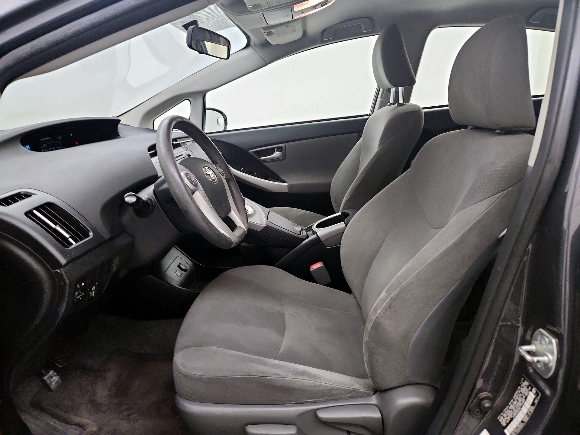 Thumbnail: 2014 Toyota Prius - 11