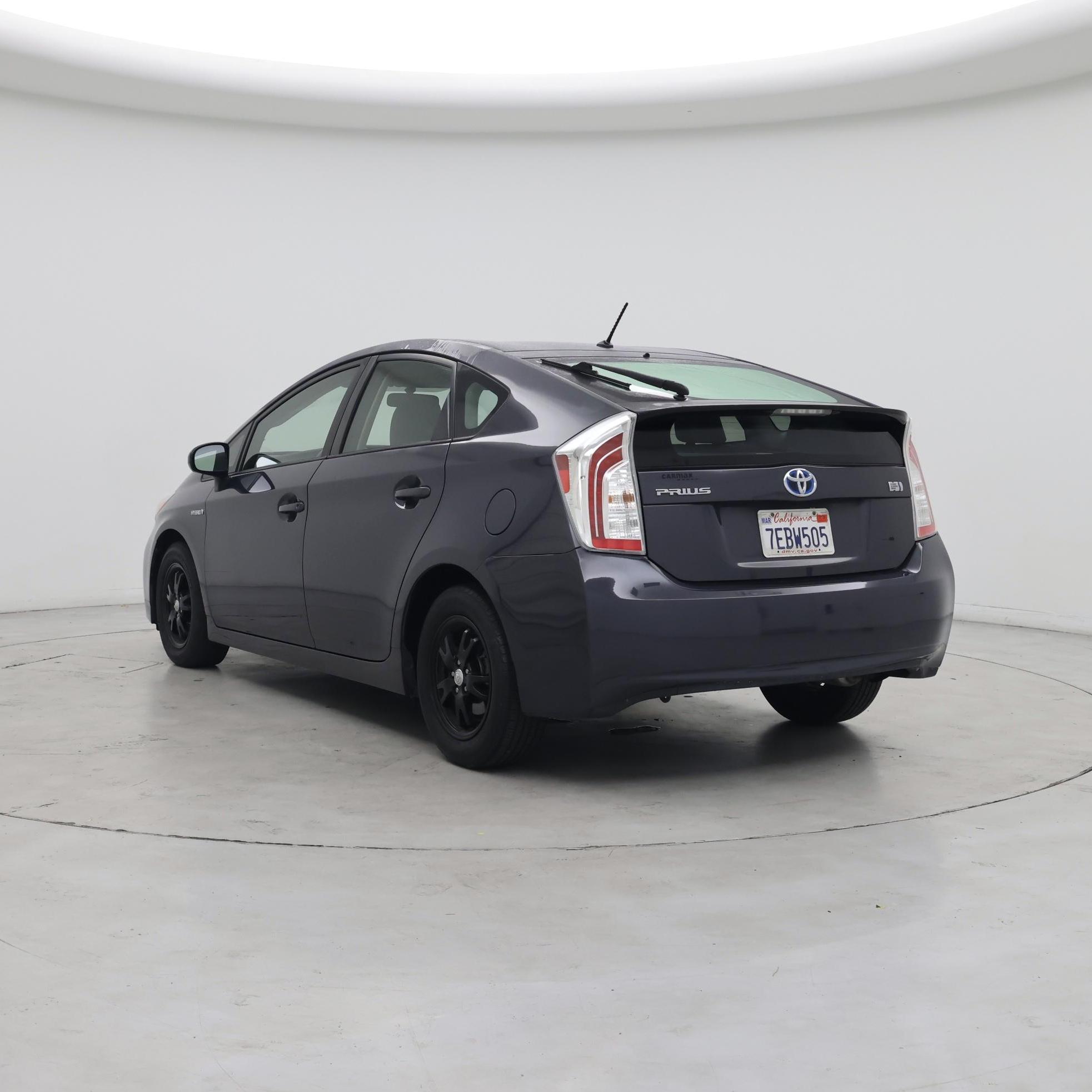 Thumbnail: 2014 Toyota Prius - 2