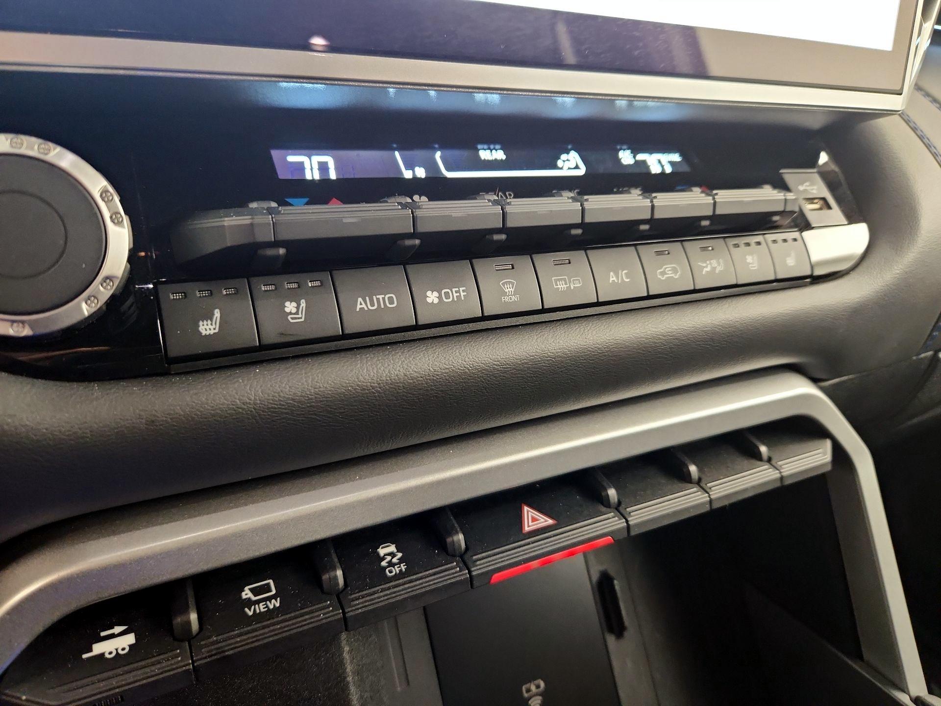 Thumbnail: 2025 Toyota Sequoia - 16