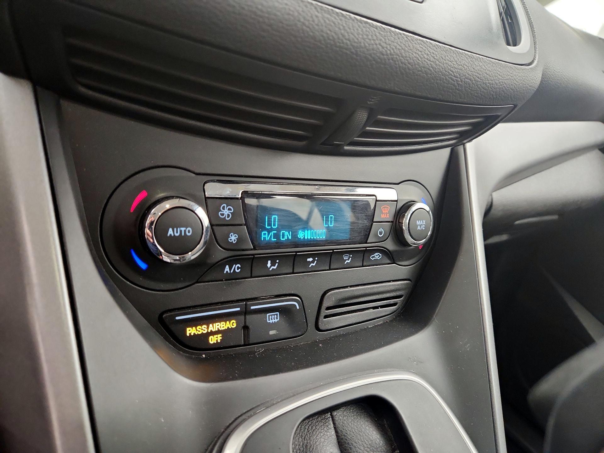 Thumbnail: 2014 Ford C-Max - 15