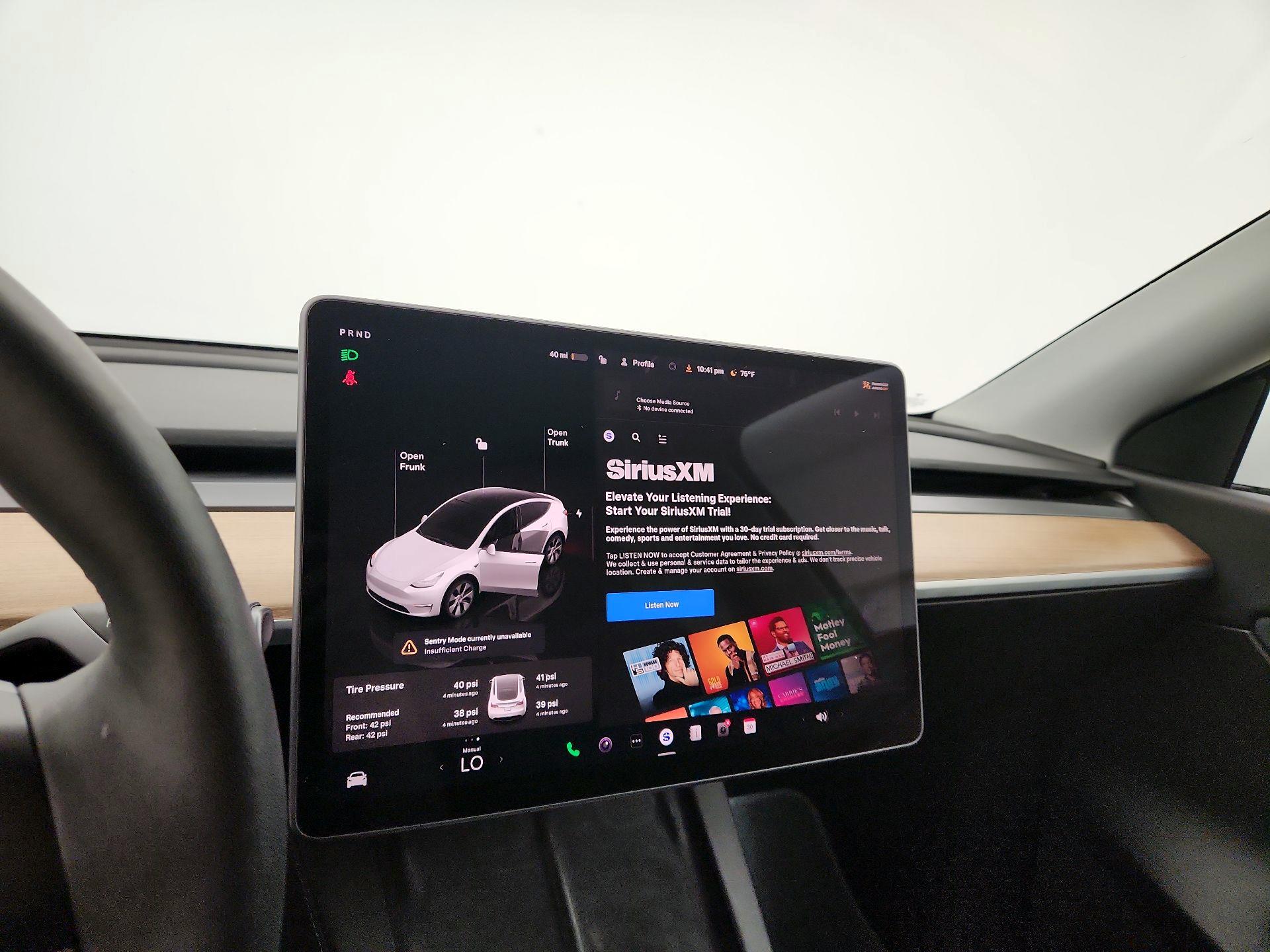 Thumbnail: 2022 Tesla Model Y - 15