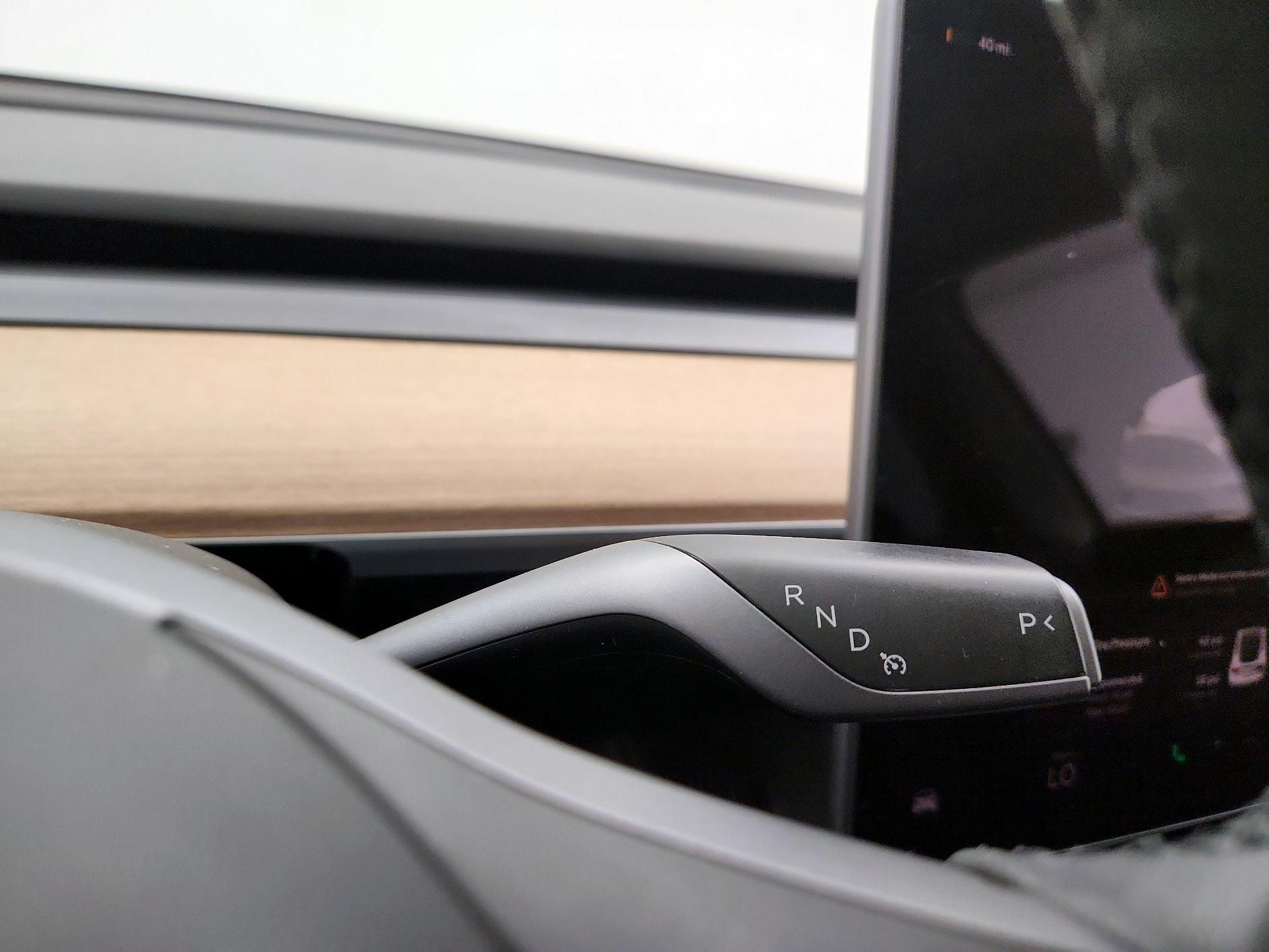 Thumbnail: 2022 Tesla Model Y - 17