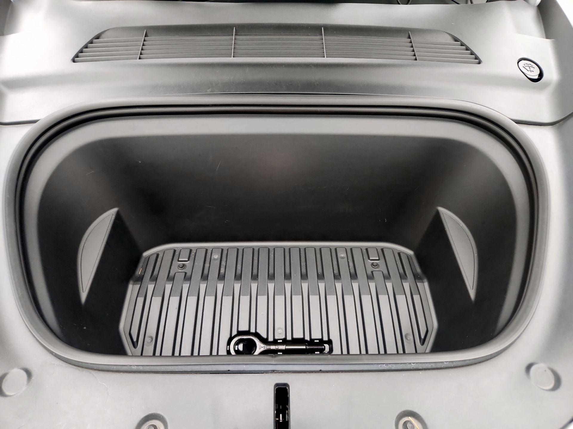 Thumbnail: 2022 Tesla Model Y - 20