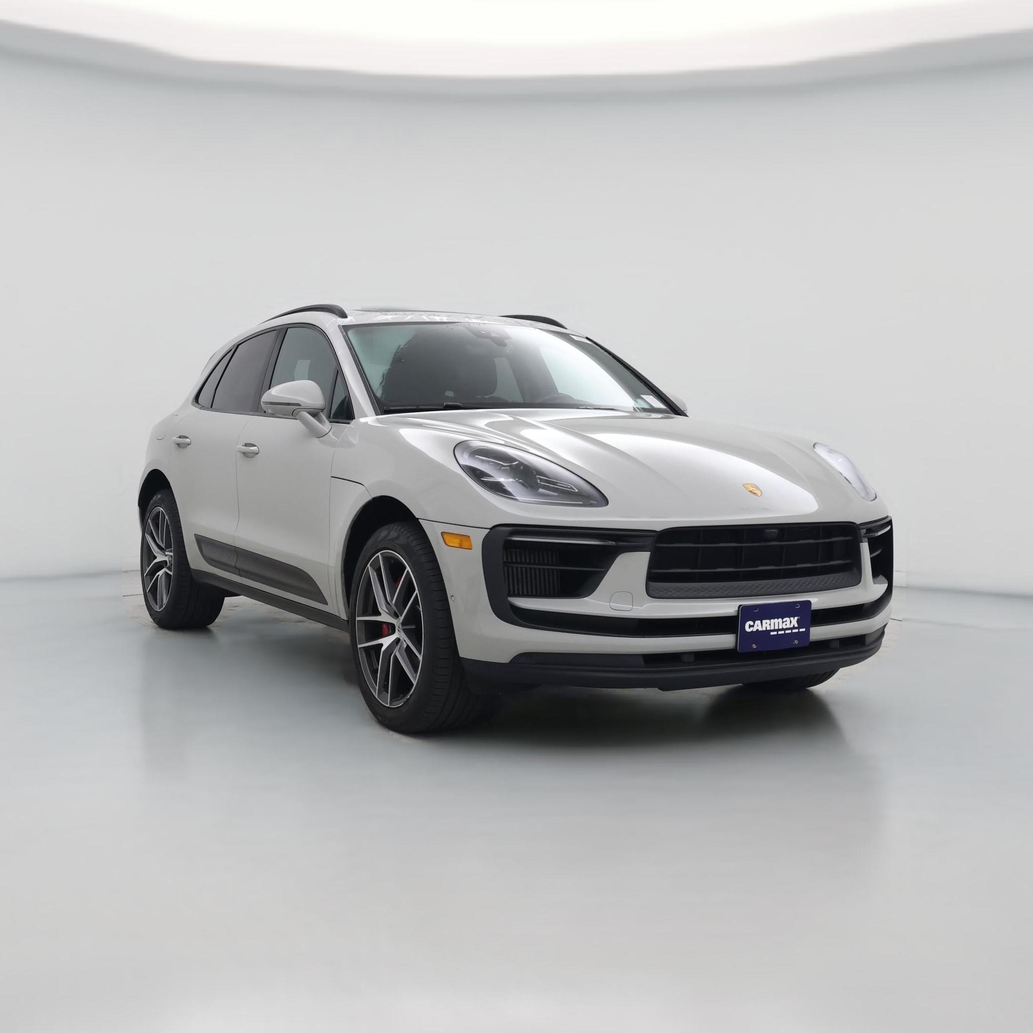 Thumbnail: 2022 Porsche Macan - 1