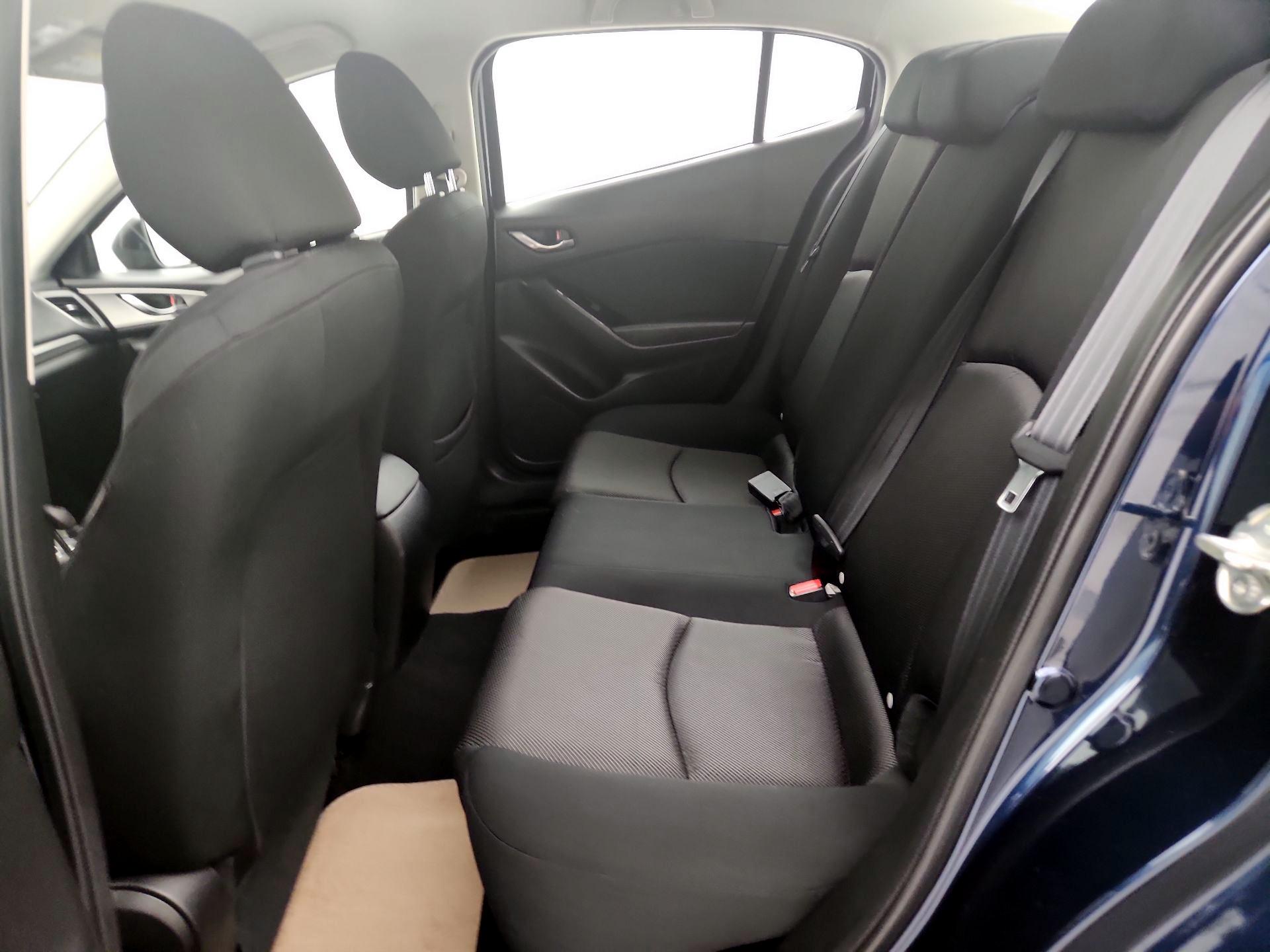 Thumbnail: 2018 Mazda Mazda3 - 19