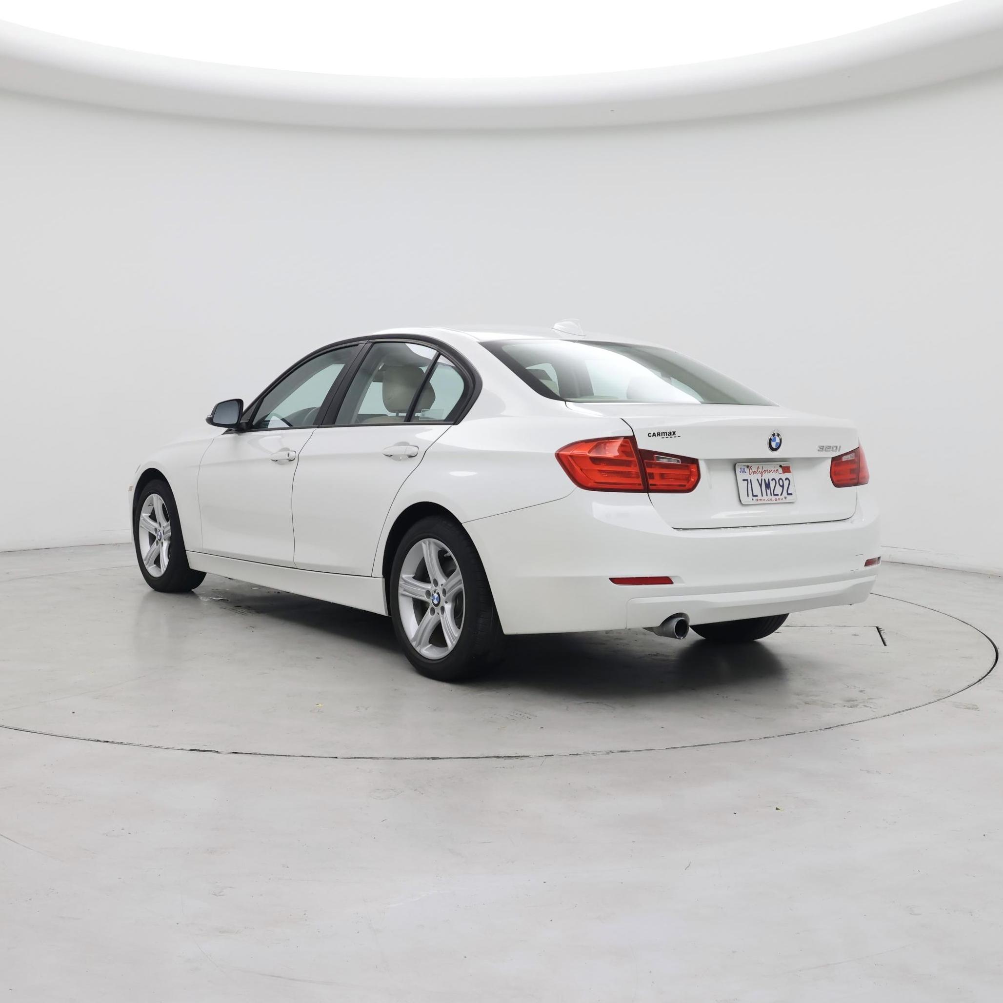 Thumbnail: 2015 BMW 3 Series - 2