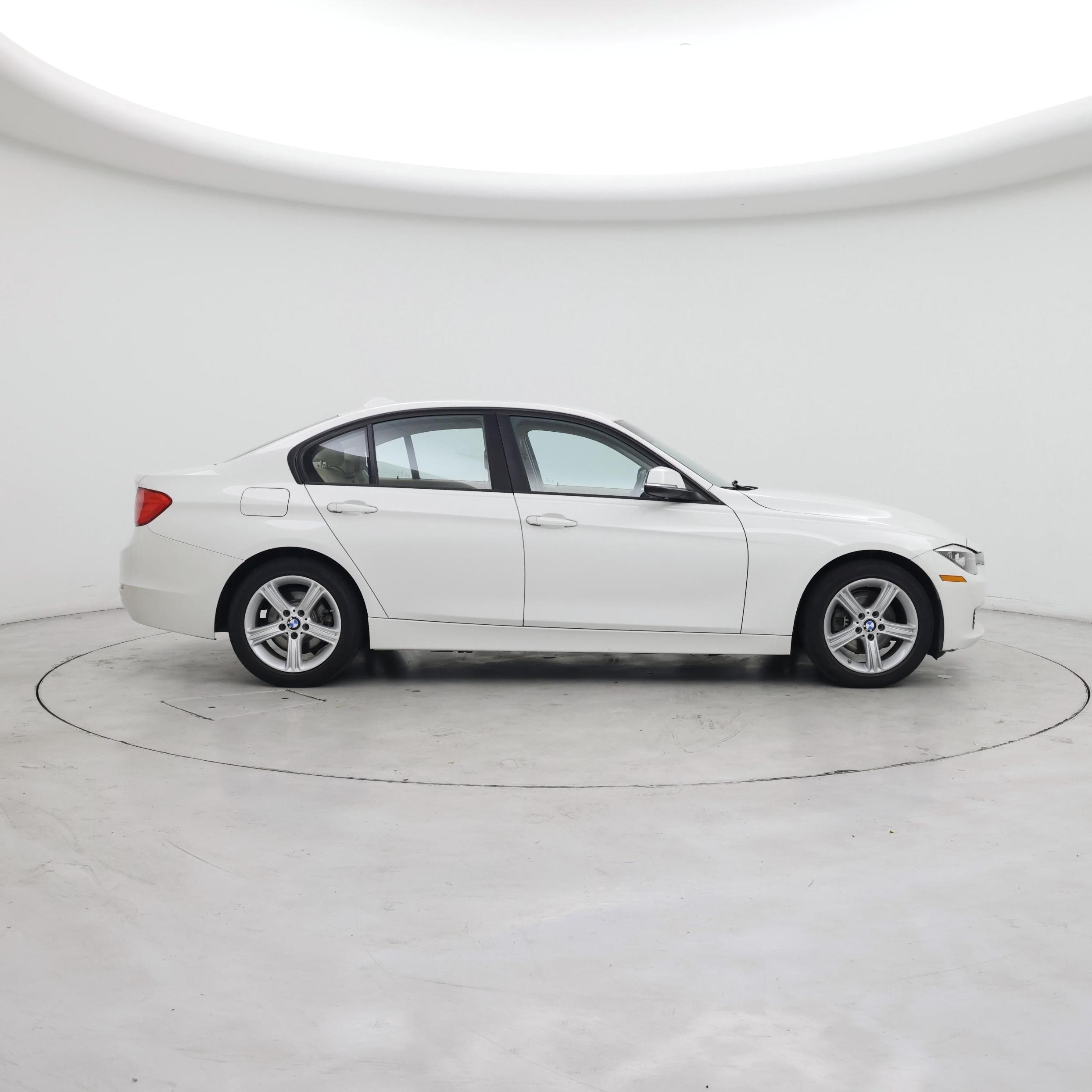 Thumbnail: 2015 BMW 3 Series - 7
