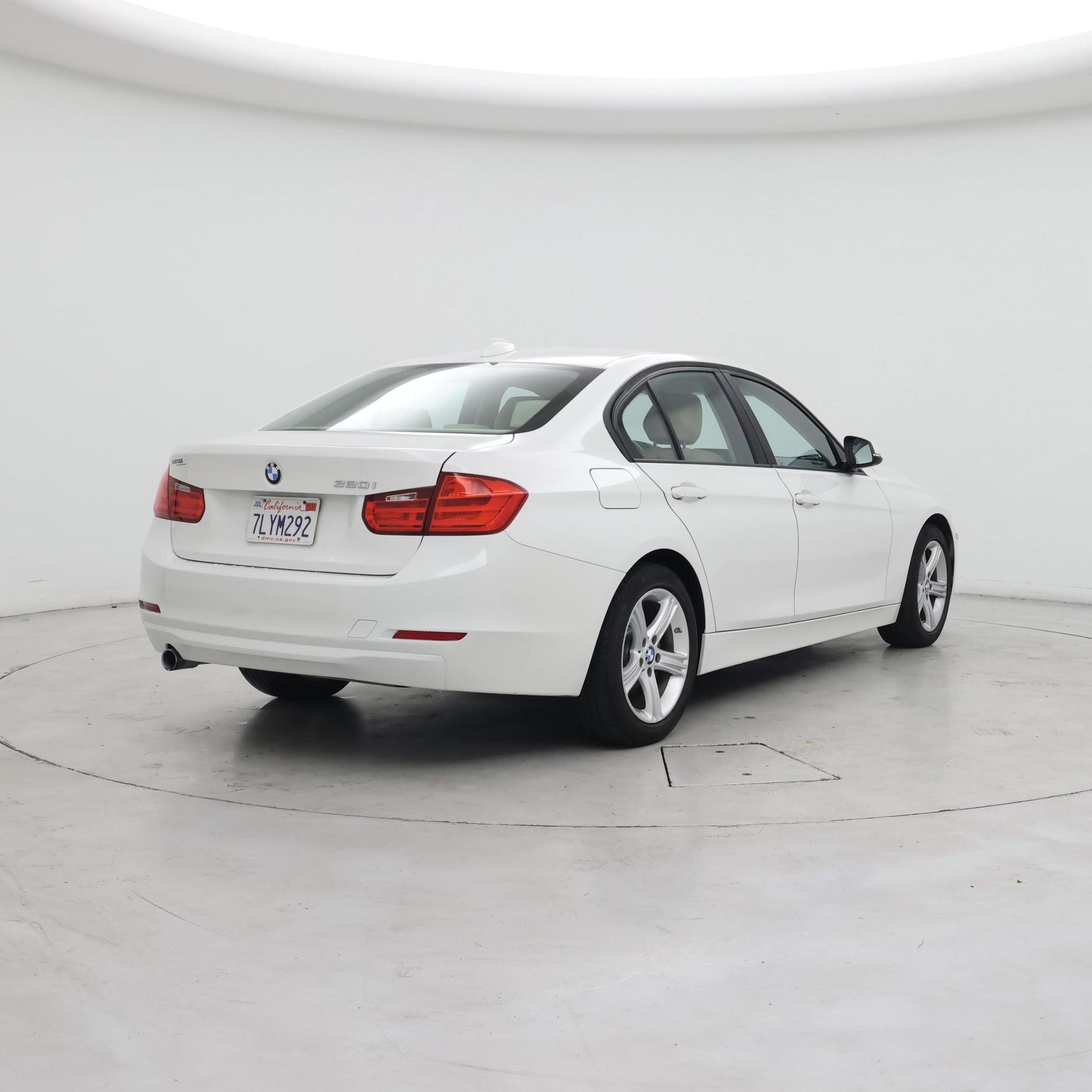 Thumbnail: 2015 BMW 3 Series - 8
