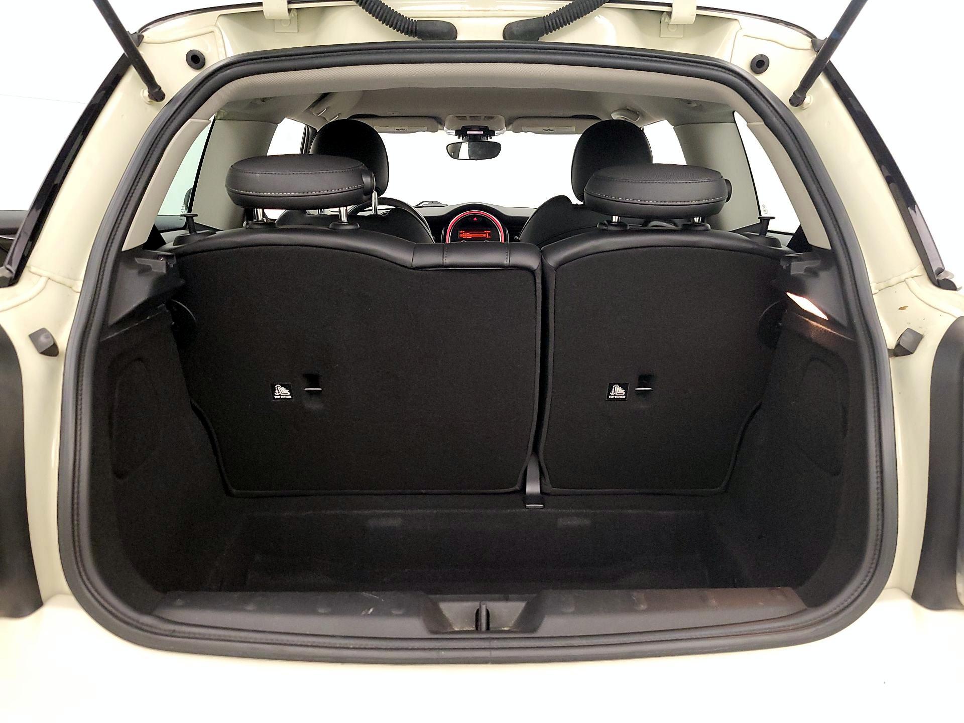 Thumbnail: 2015 MINI Cooper Hardtop - 19