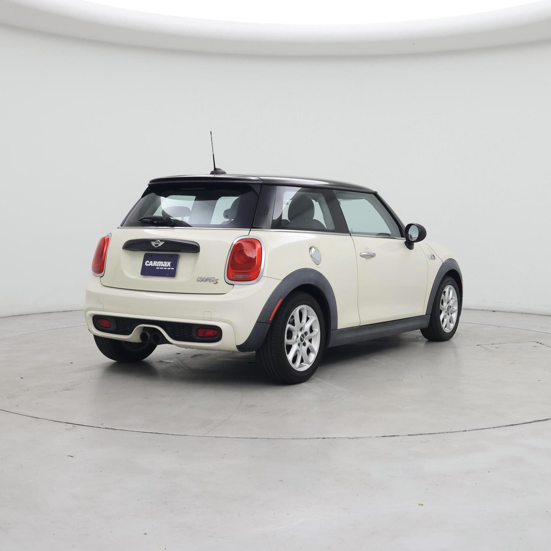 Thumbnail: 2015 MINI Cooper Hardtop - 8