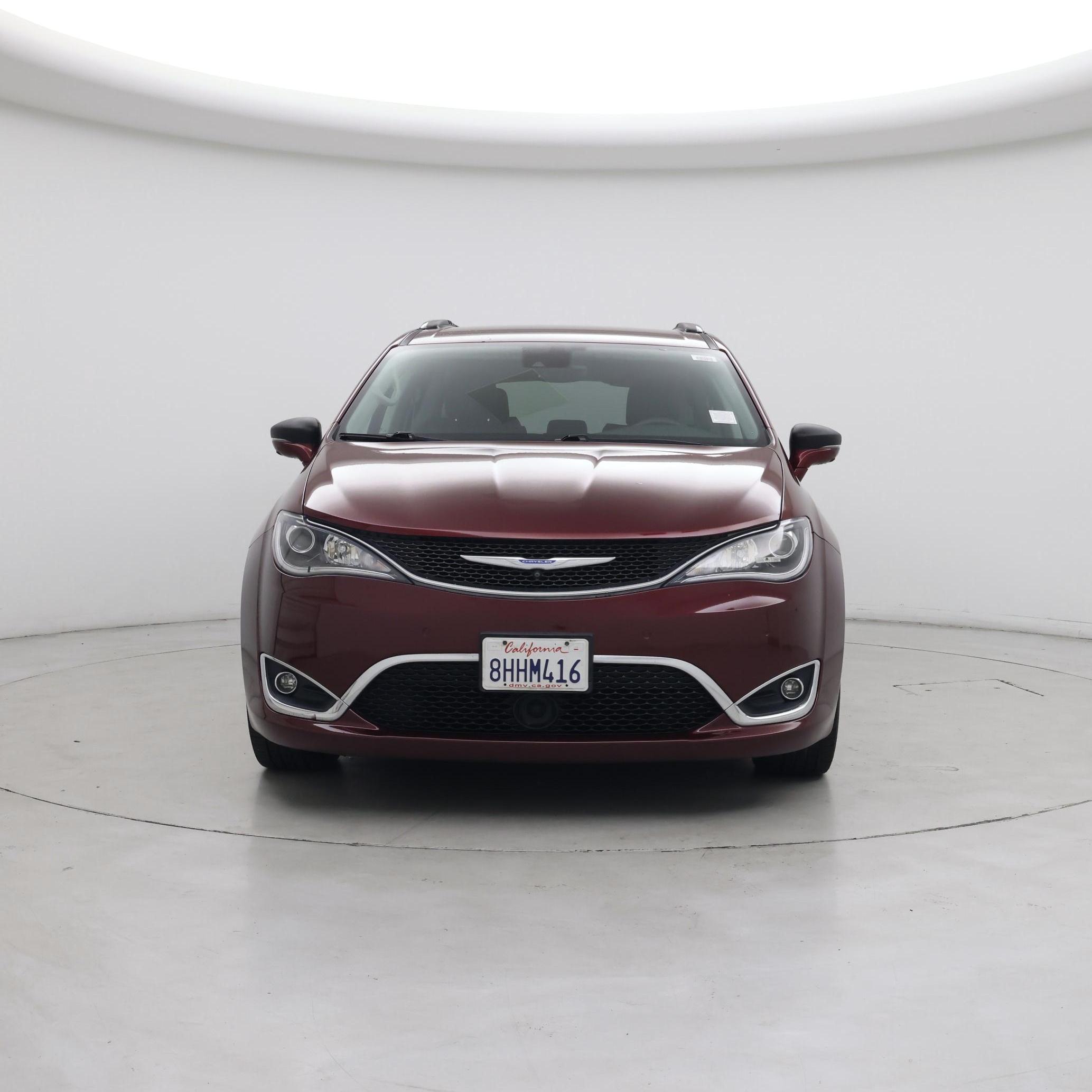 Thumbnail: 2018 Chrysler Pacifica - 5