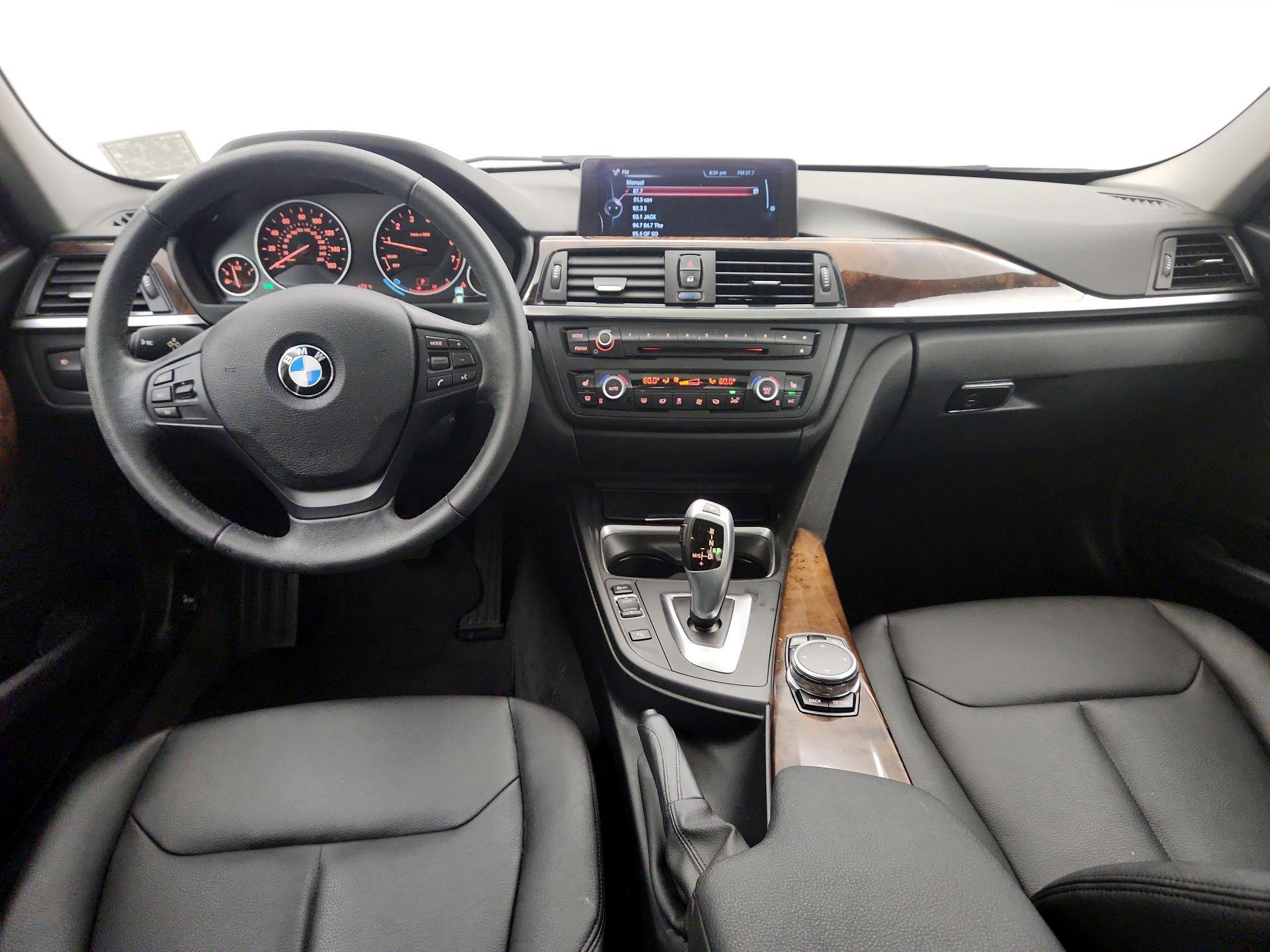 Thumbnail: 2015 BMW 3 Series - 9