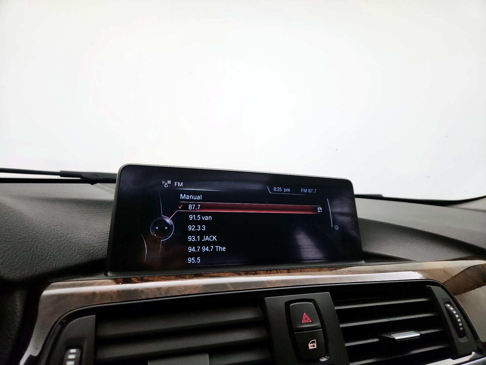 Thumbnail: 2015 BMW 3 Series - 16