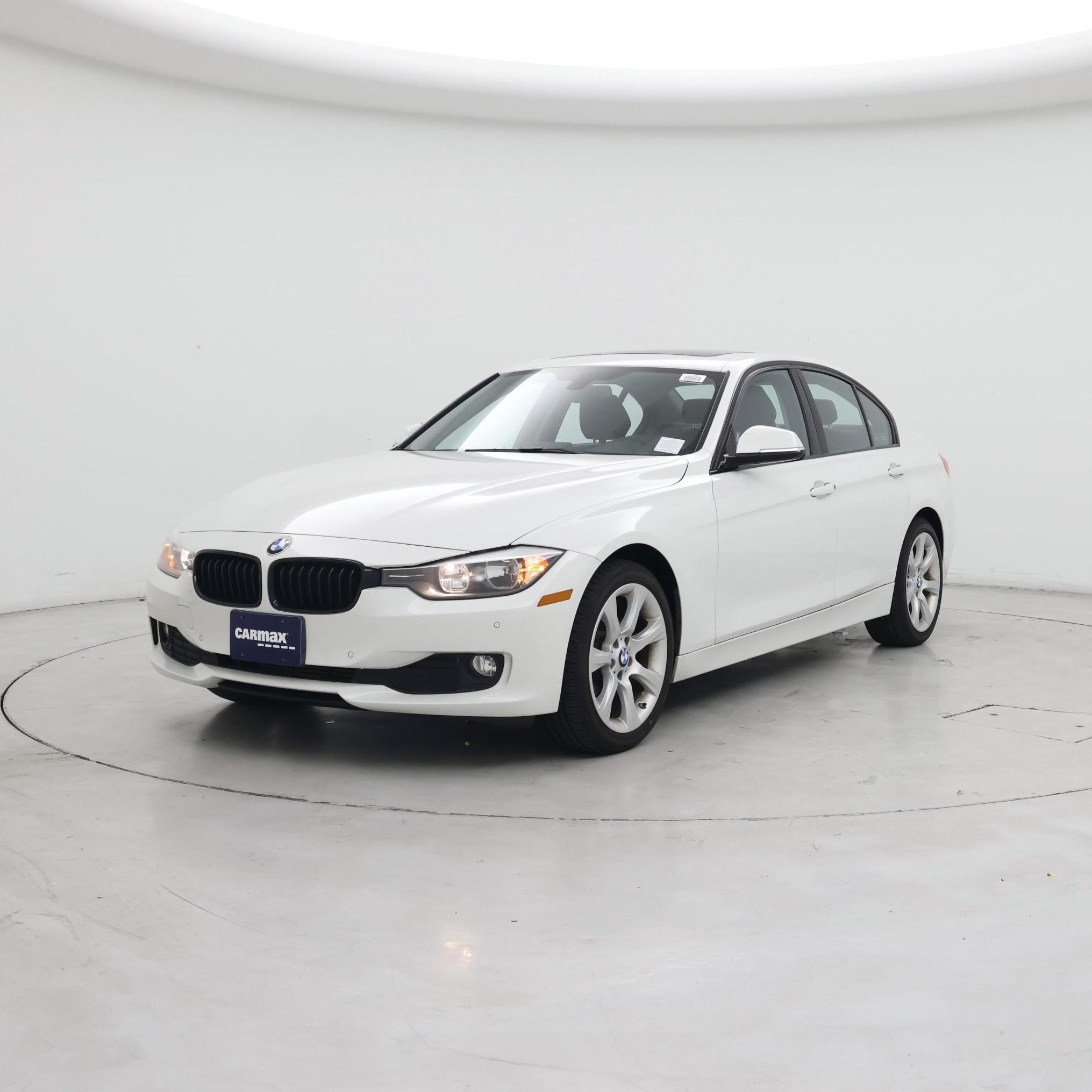 Thumbnail: 2015 BMW 3 Series - 4