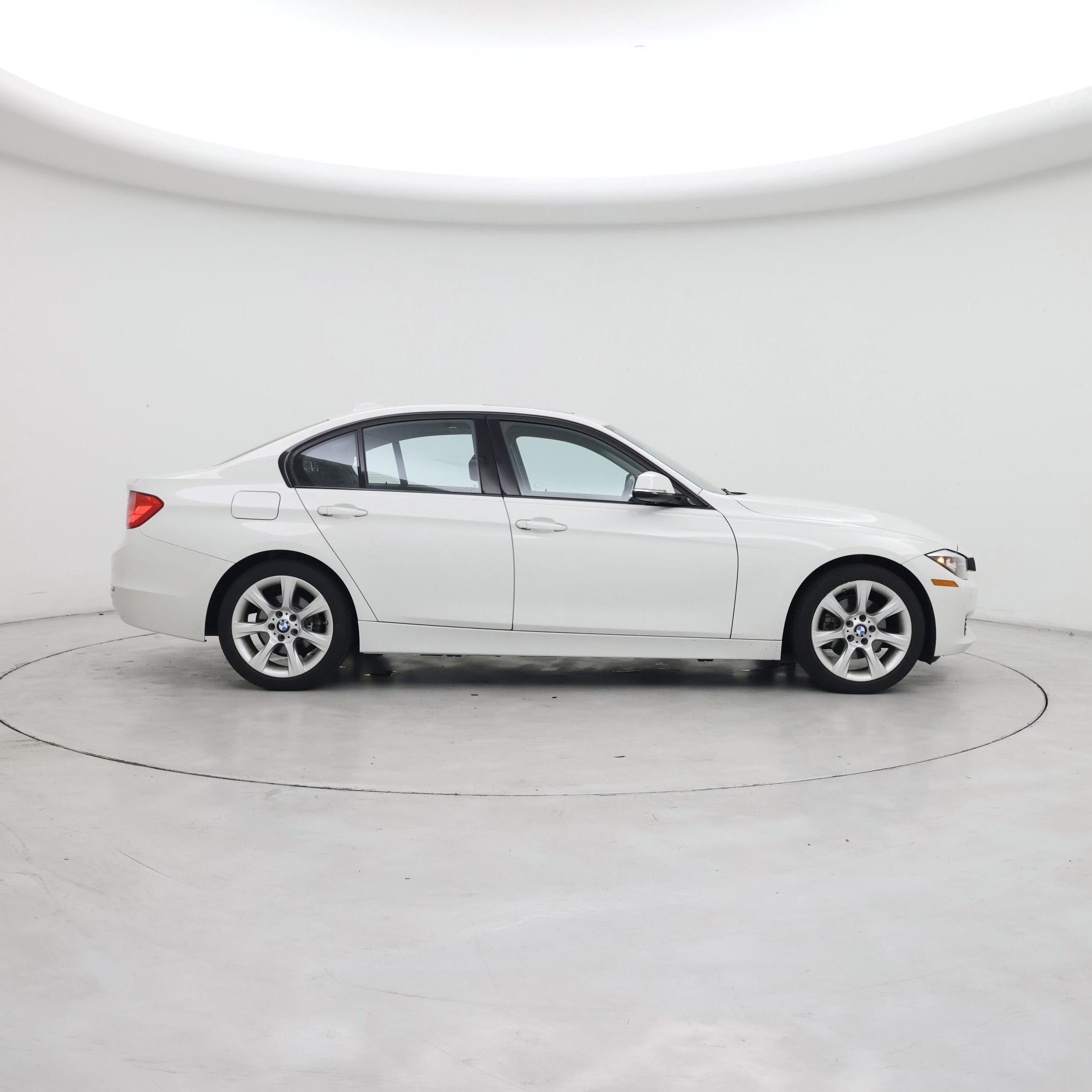 Thumbnail: 2015 BMW 3 Series - 7