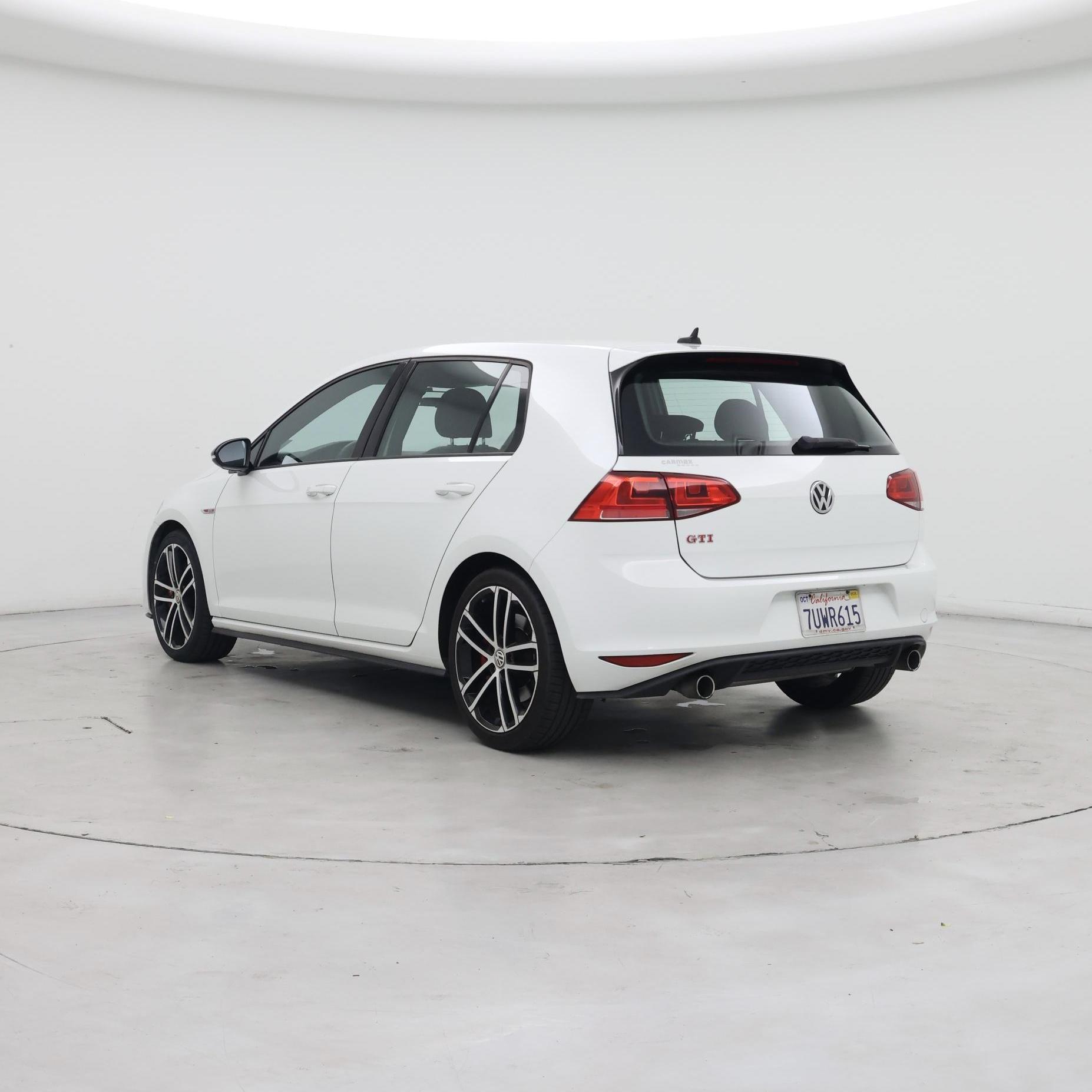 Thumbnail: 2017 Volkswagen Golf - 2