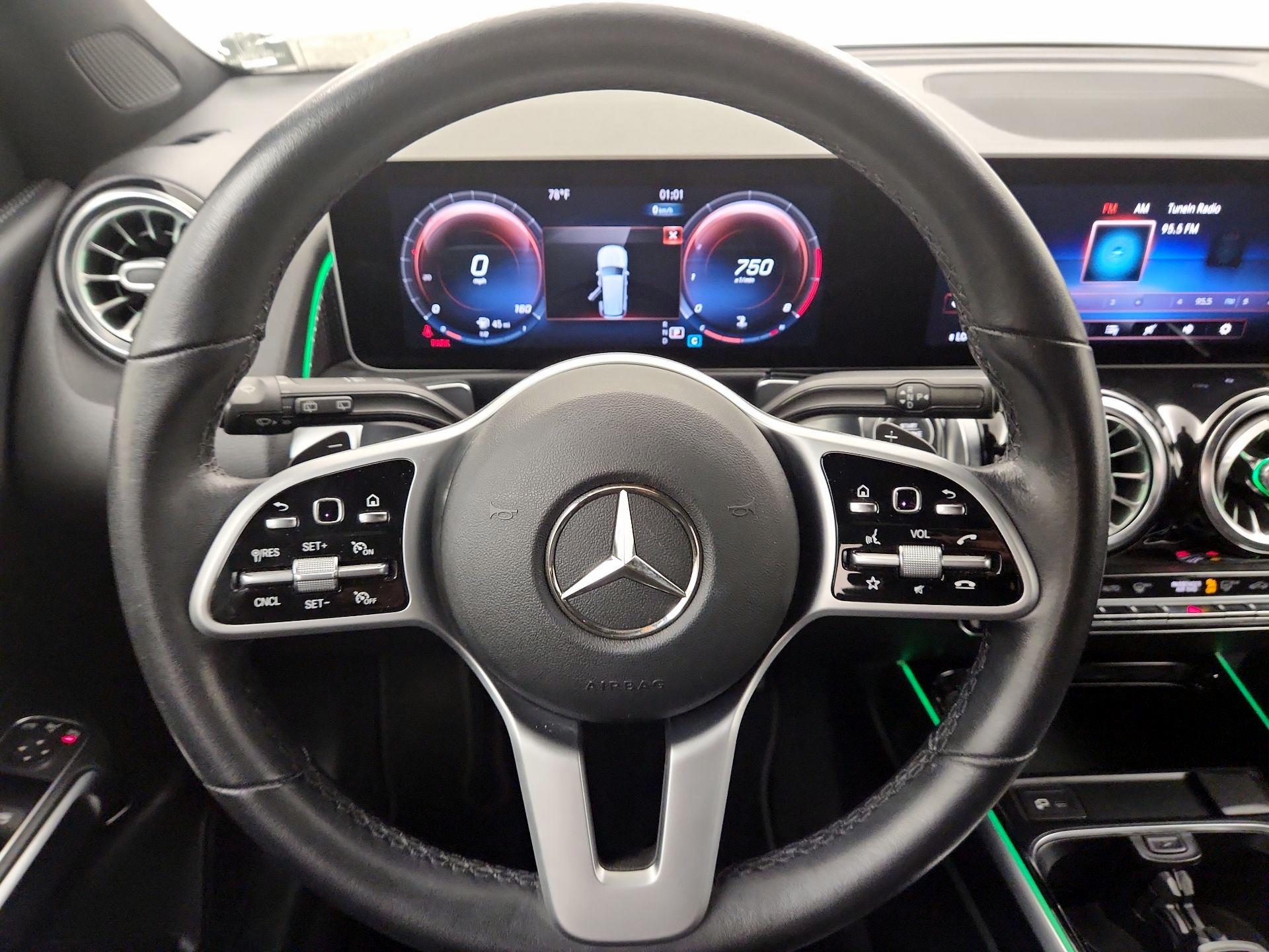 Thumbnail: 2020 Mercedes-Benz GLB - 9