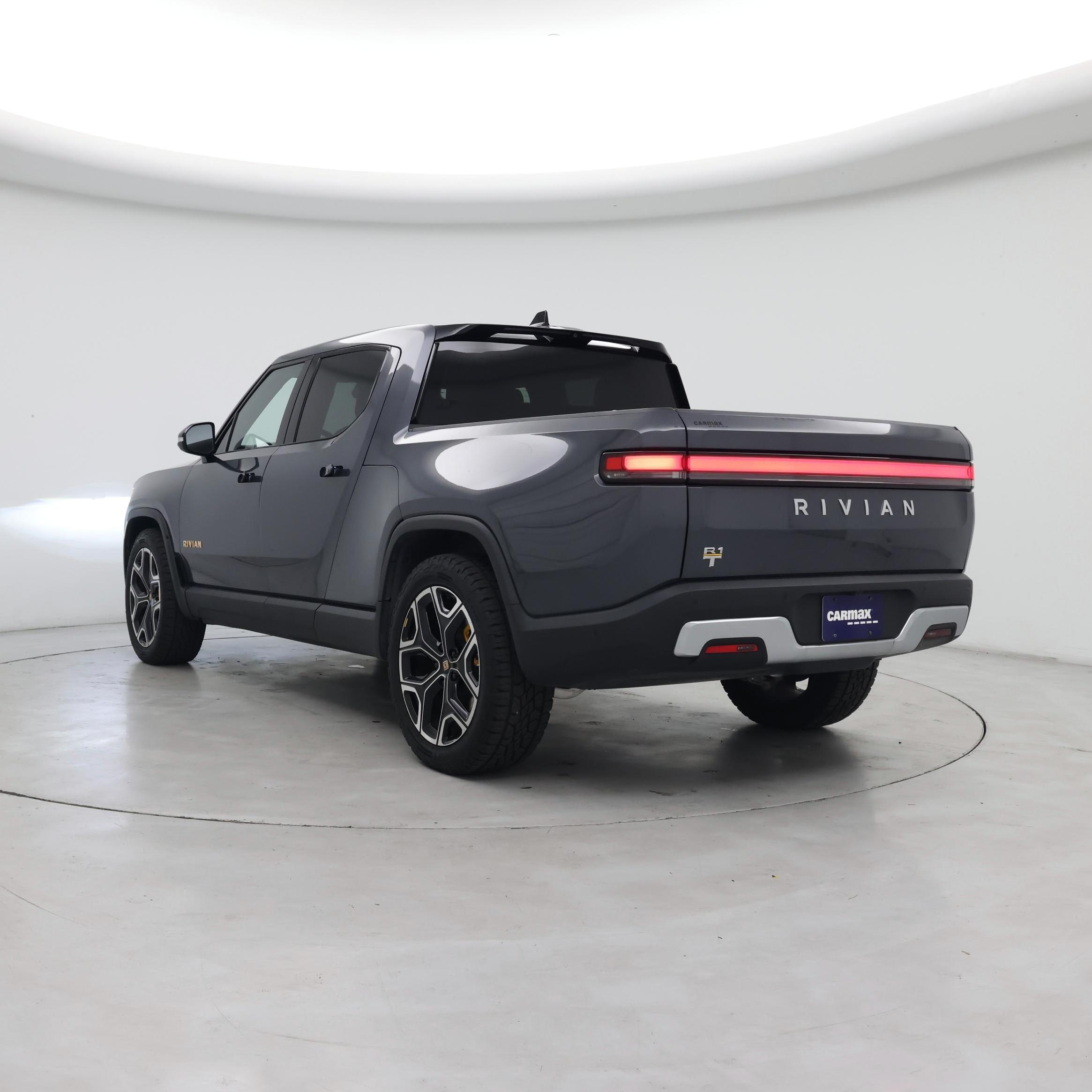 Thumbnail: 2022 Rivian R1T - 2