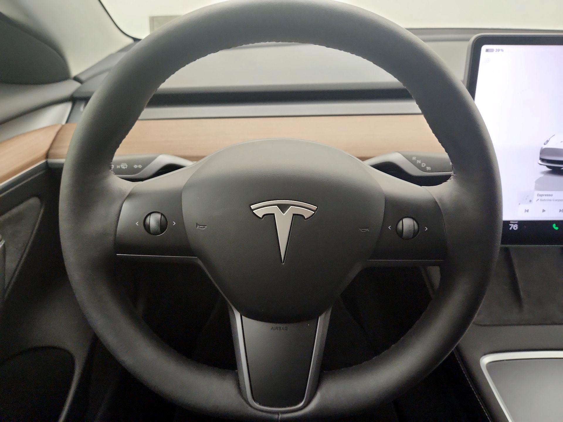Thumbnail: 2023 Tesla Model 3 - 10