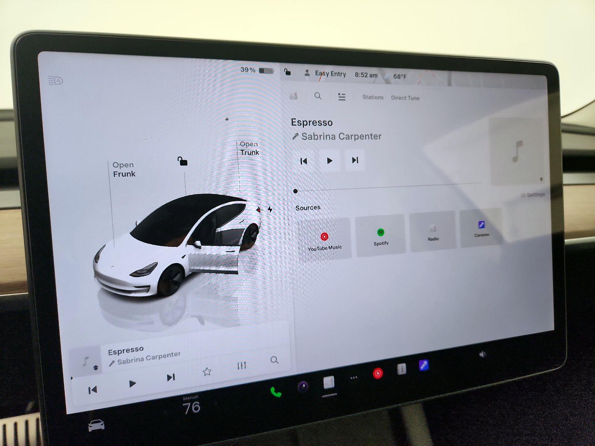 Thumbnail: 2023 Tesla Model 3 - 15