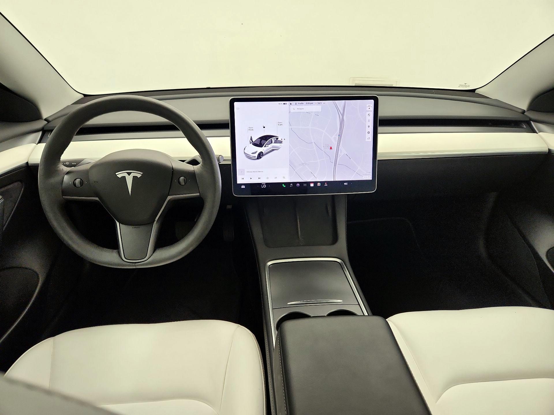 Thumbnail: 2022 Tesla Model 3 - 9