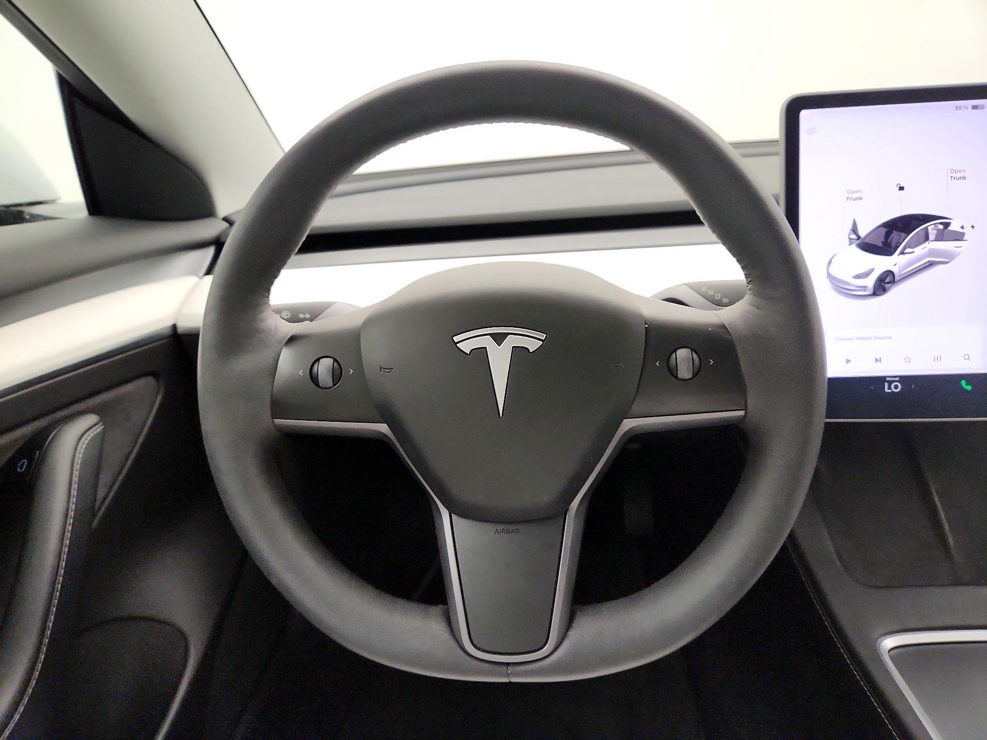Thumbnail: 2022 Tesla Model 3 - 10