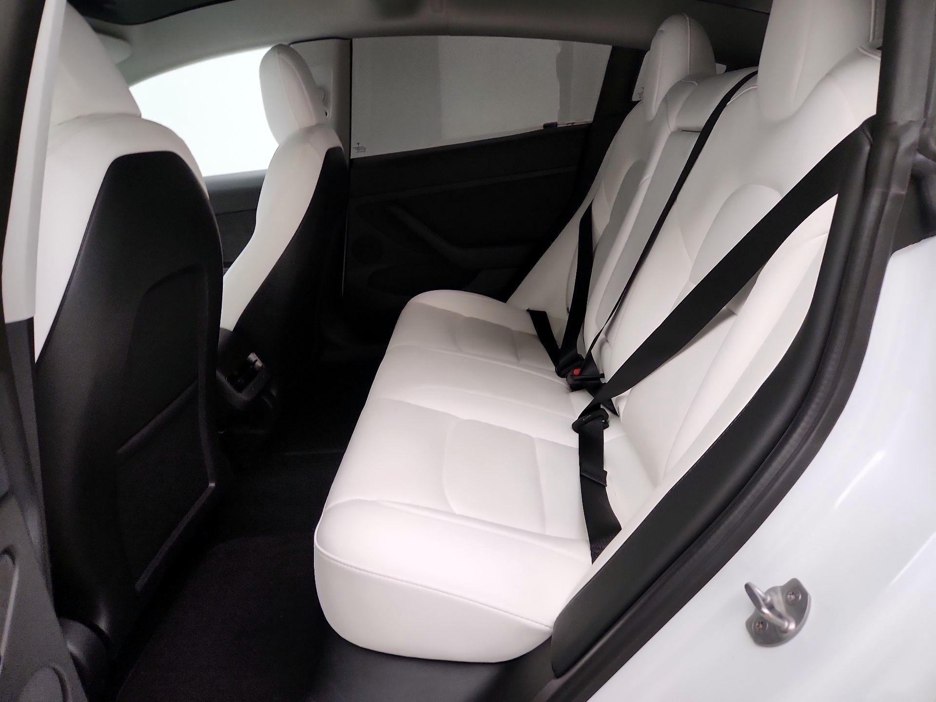 Thumbnail: 2022 Tesla Model 3 - 18