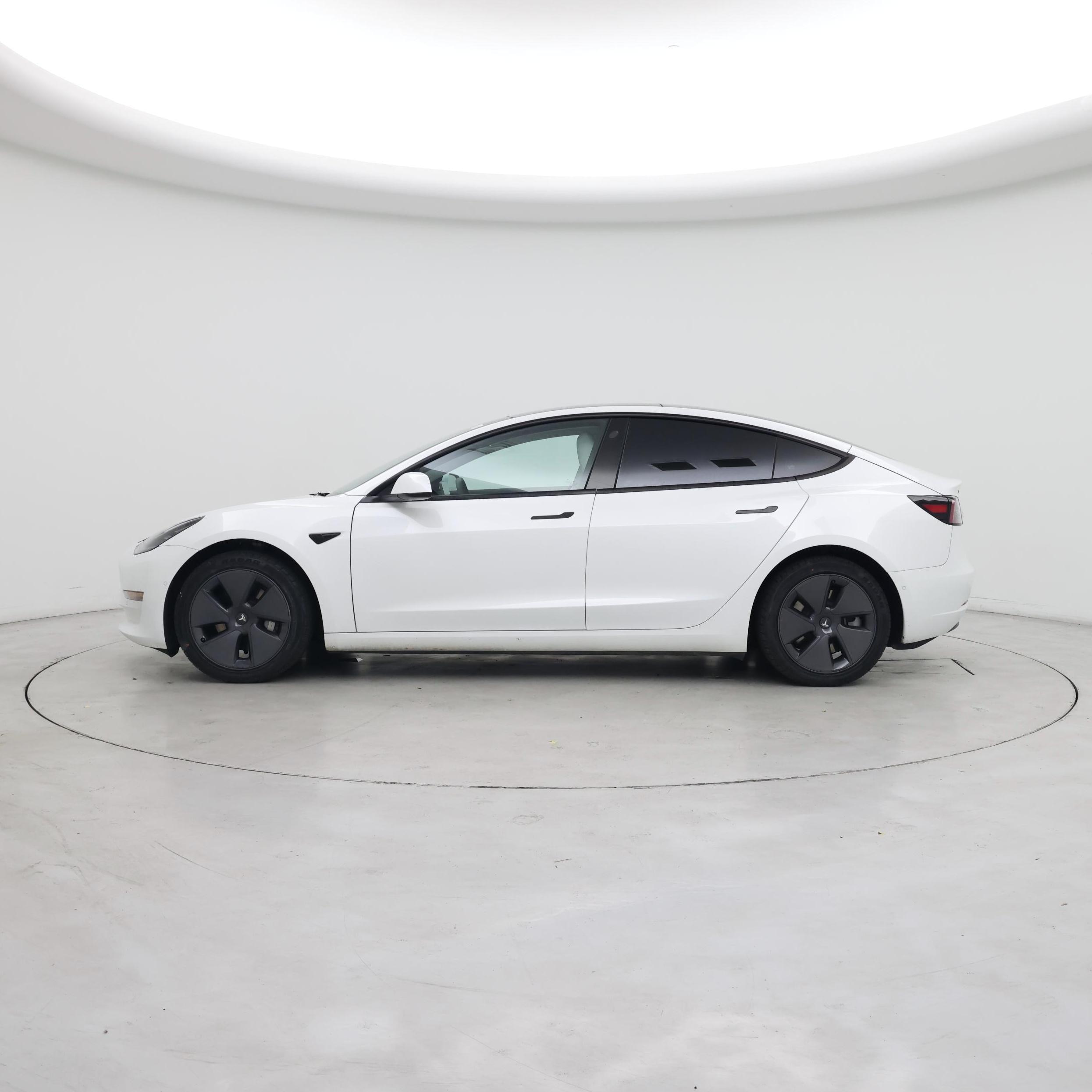 Thumbnail: 2022 Tesla Model 3 - 3