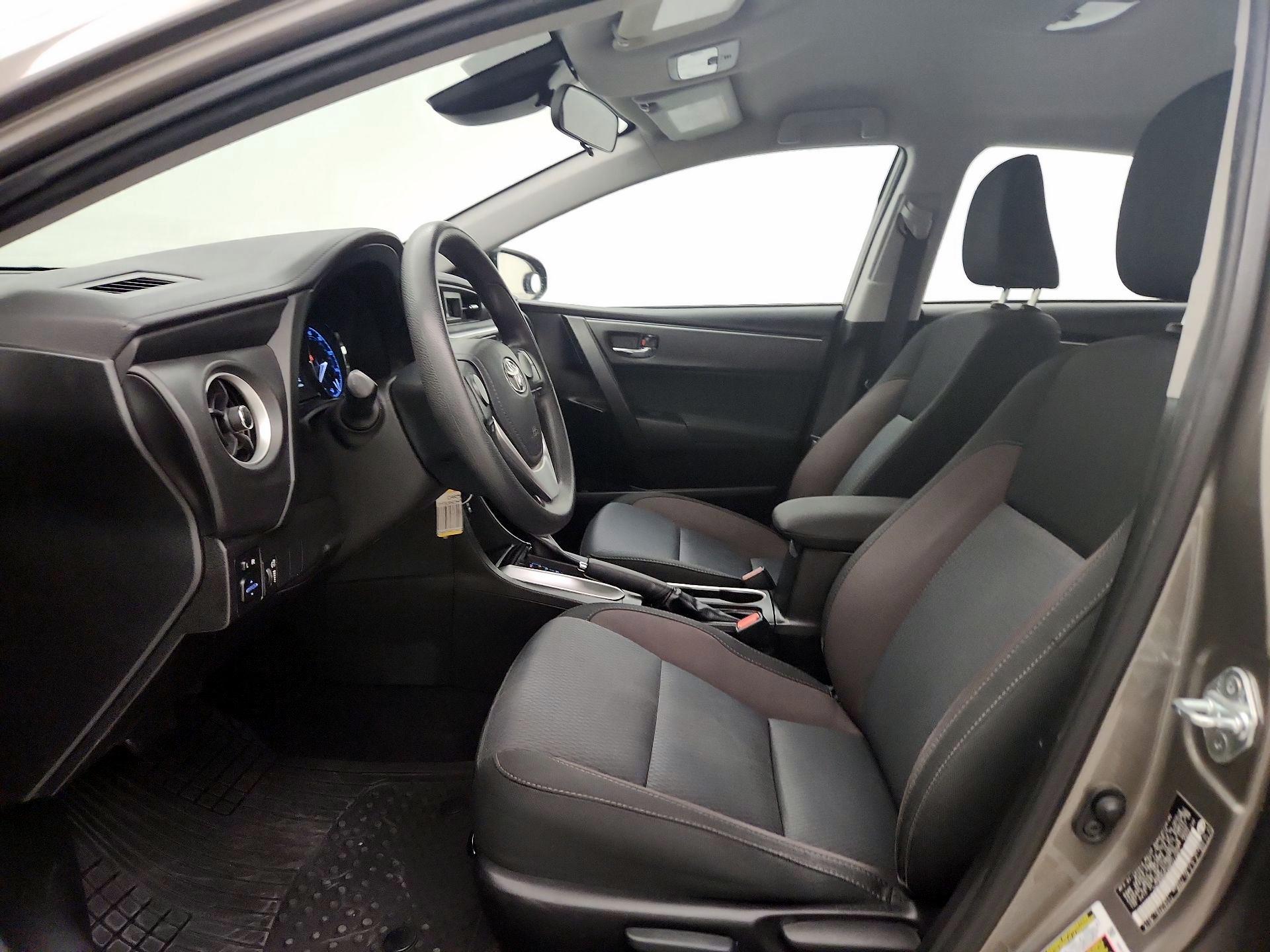 Thumbnail: 2017 Toyota Corolla - 11