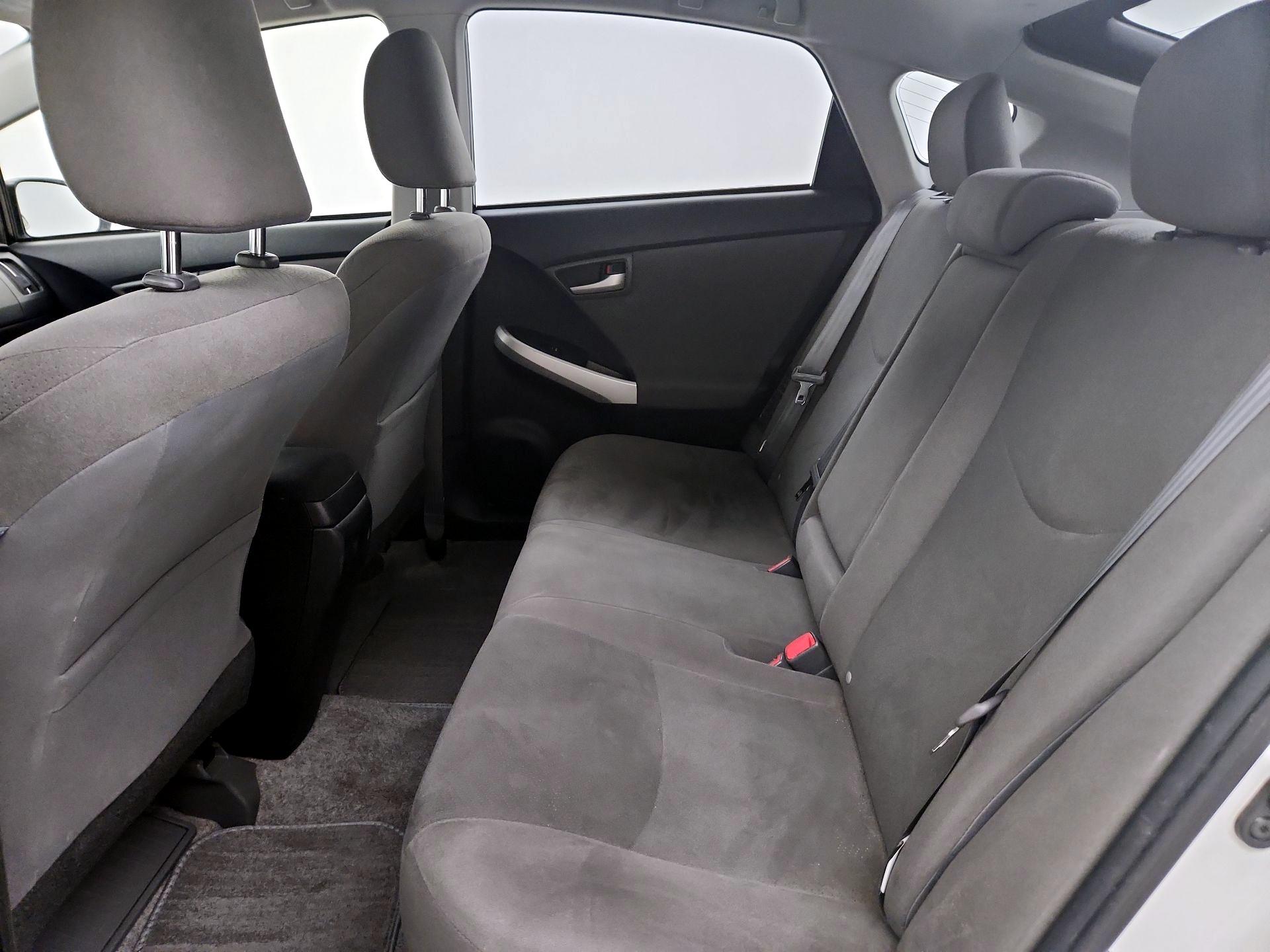 Thumbnail: 2014 Toyota Prius - 18