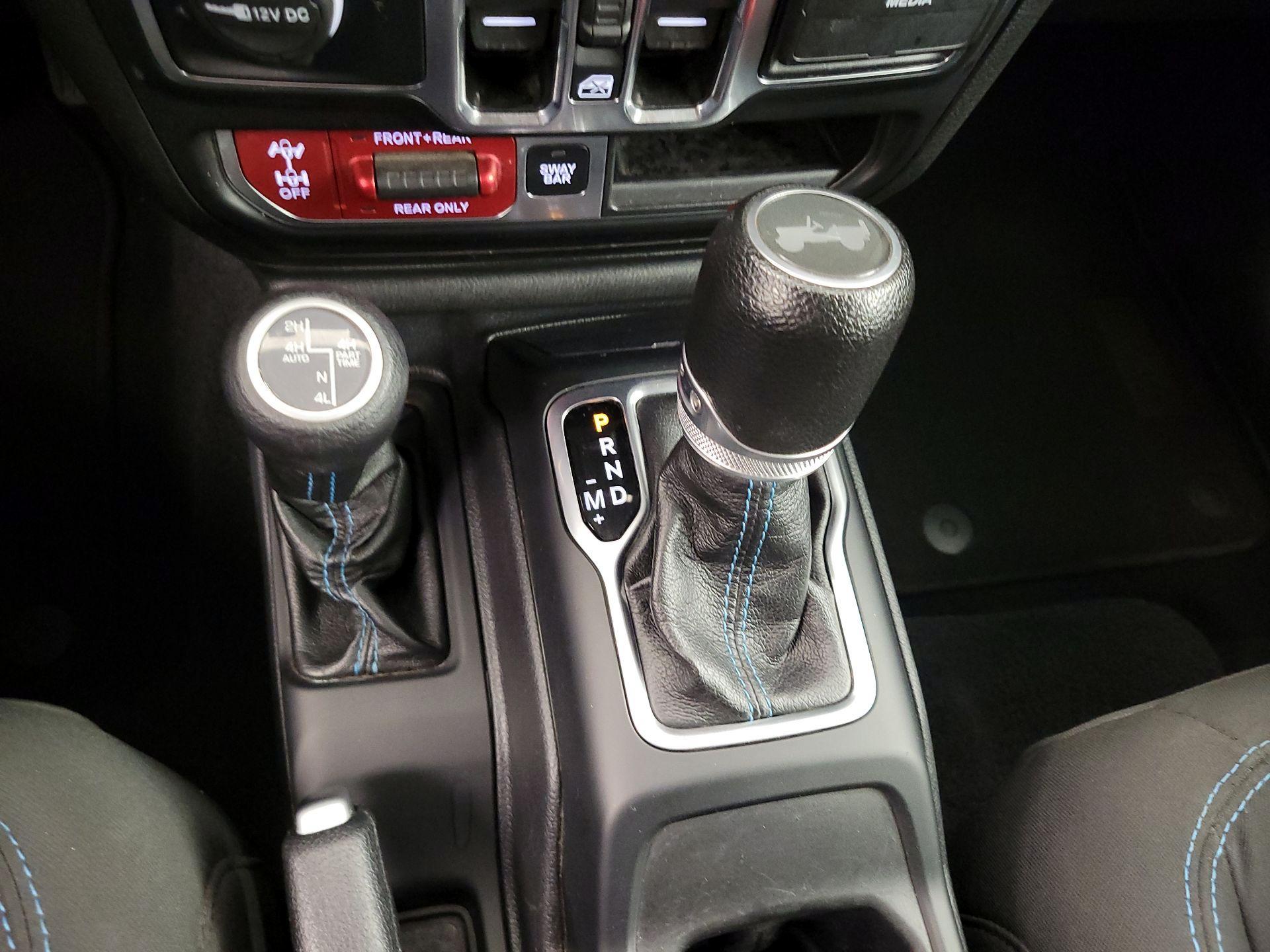 Thumbnail: 2023 Jeep Wrangler - 18