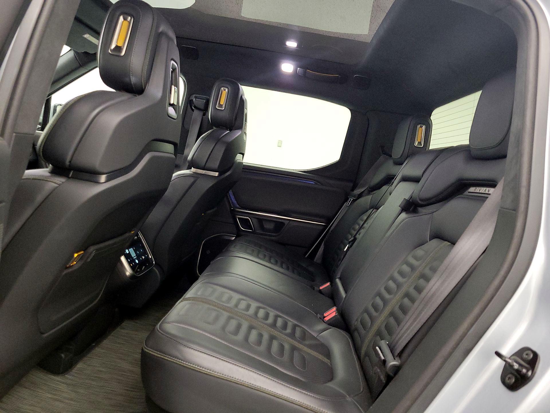 Thumbnail: 2023 Rivian R1T - 20