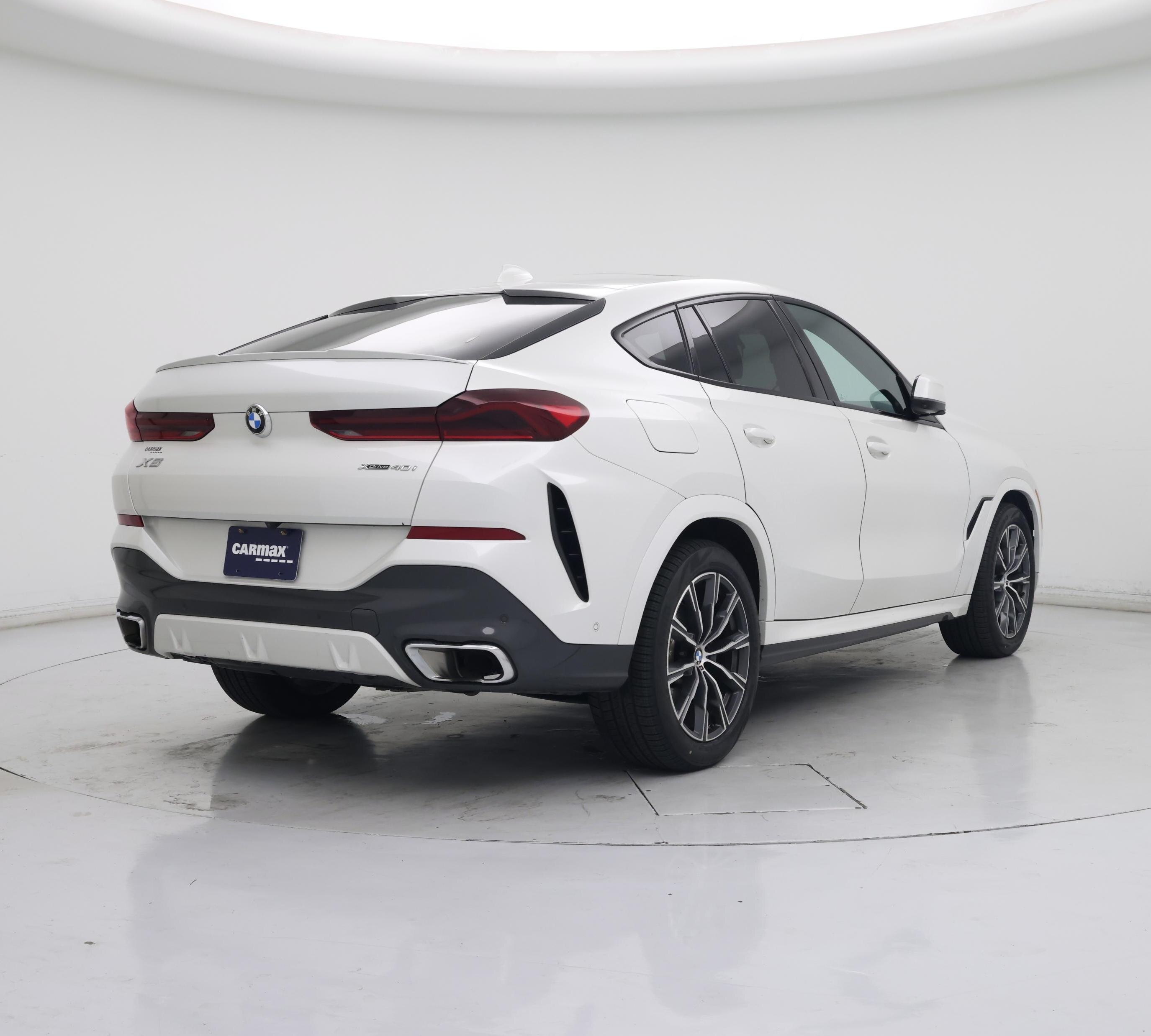 Thumbnail: 2023 BMW X6 - 8