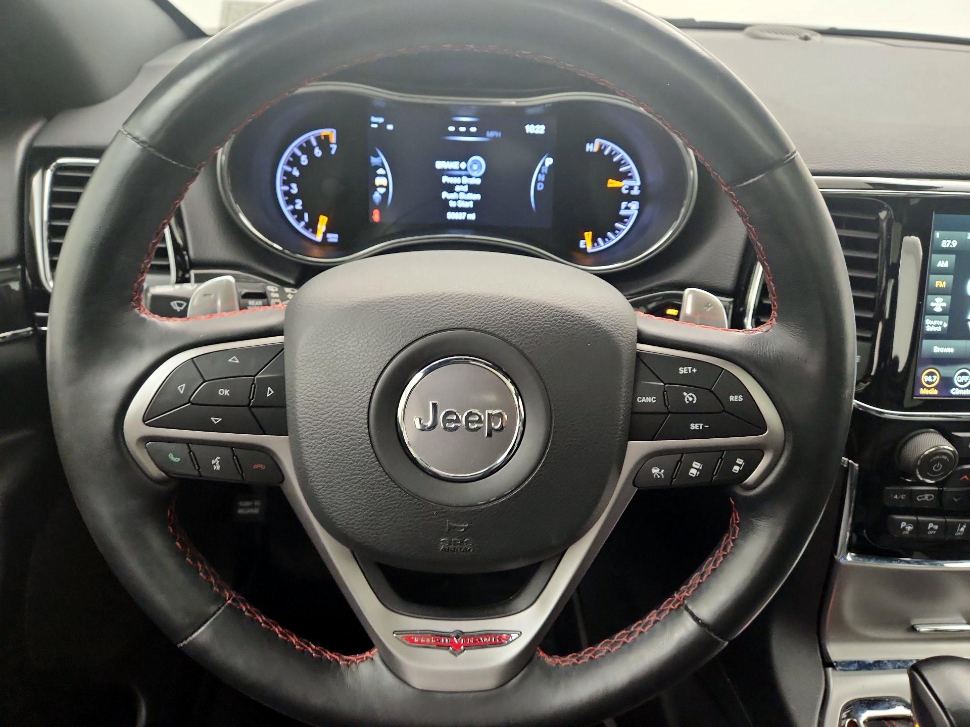 Thumbnail: 2020 Jeep Grand Cherokee - 10