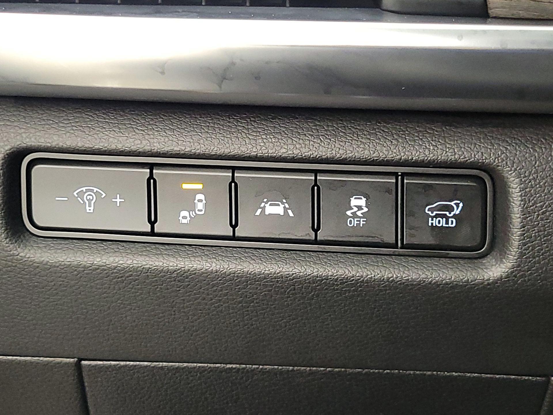 Thumbnail: 2022 Kia Telluride - 13