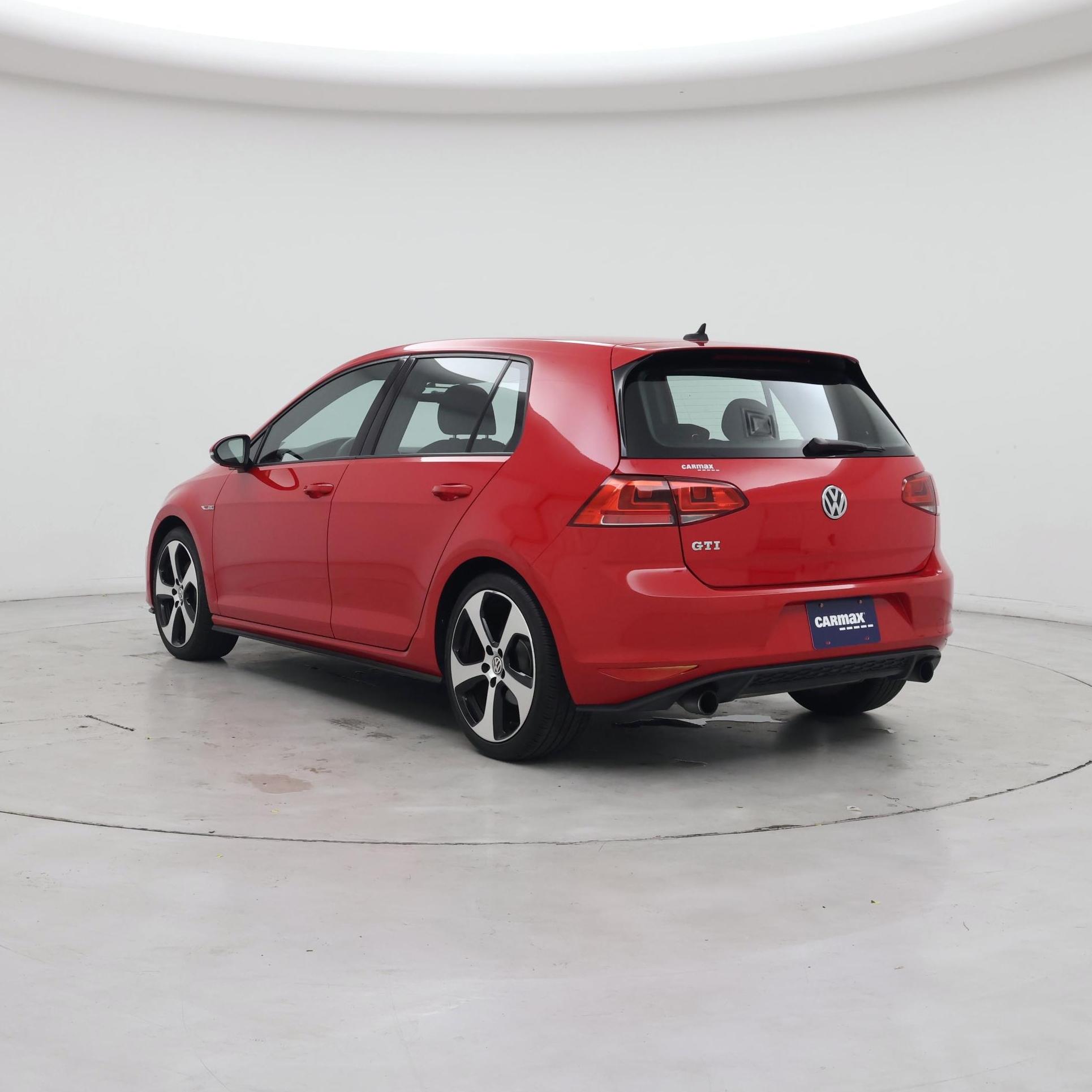 Thumbnail: 2017 Volkswagen Golf - 2