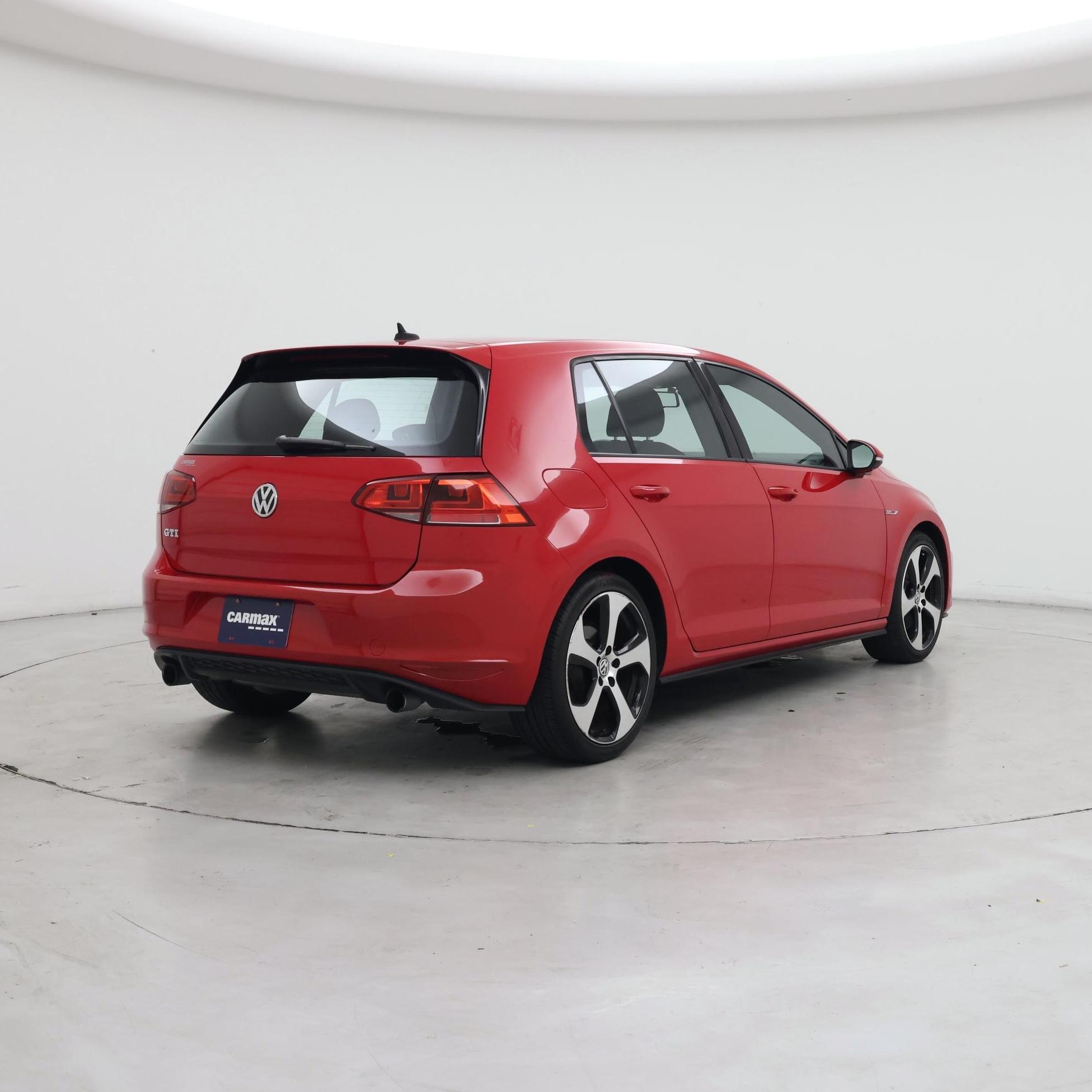 Thumbnail: 2017 Volkswagen Golf - 8