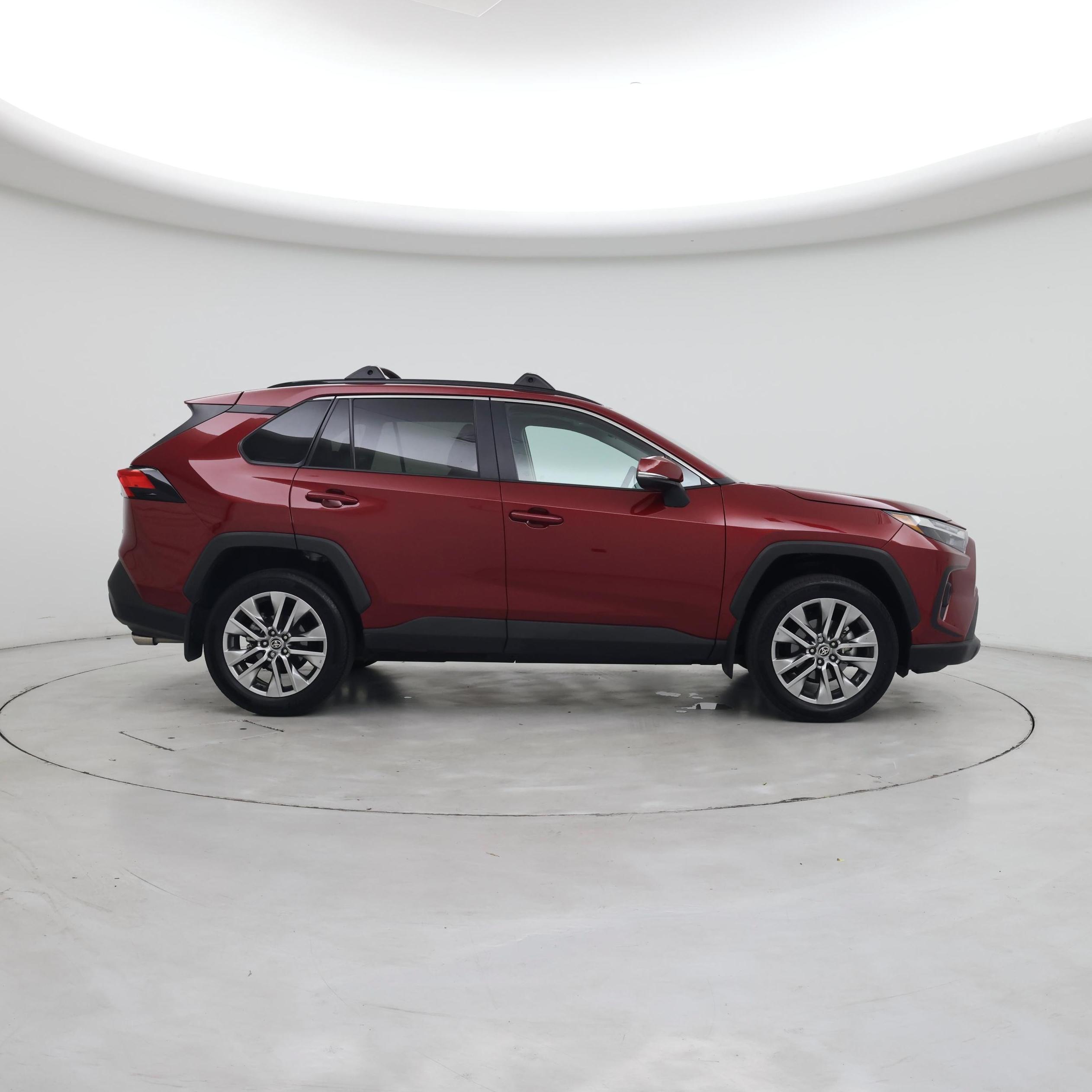 Thumbnail: 2023 Toyota RAV4 - 7