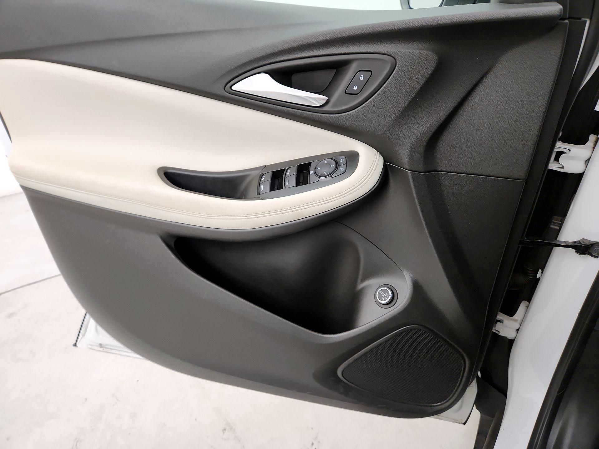 Thumbnail: 2022 Buick Encore GX - 12