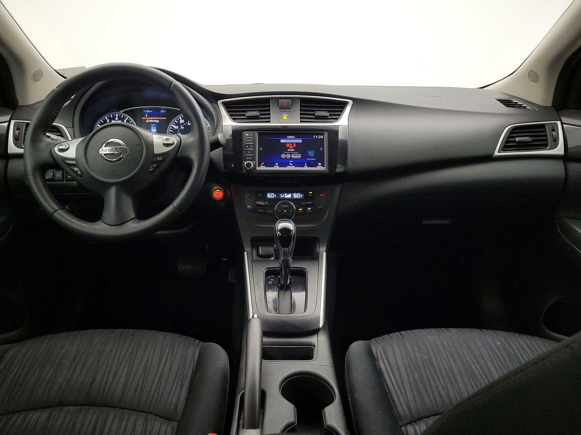 Thumbnail: 2019 Nissan Sentra - 9