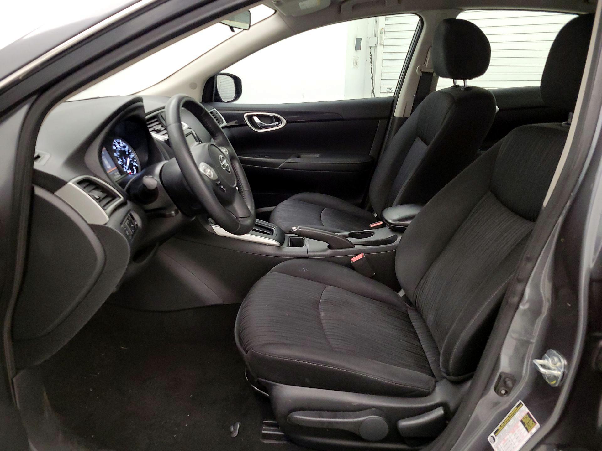 Thumbnail: 2019 Nissan Sentra - 11