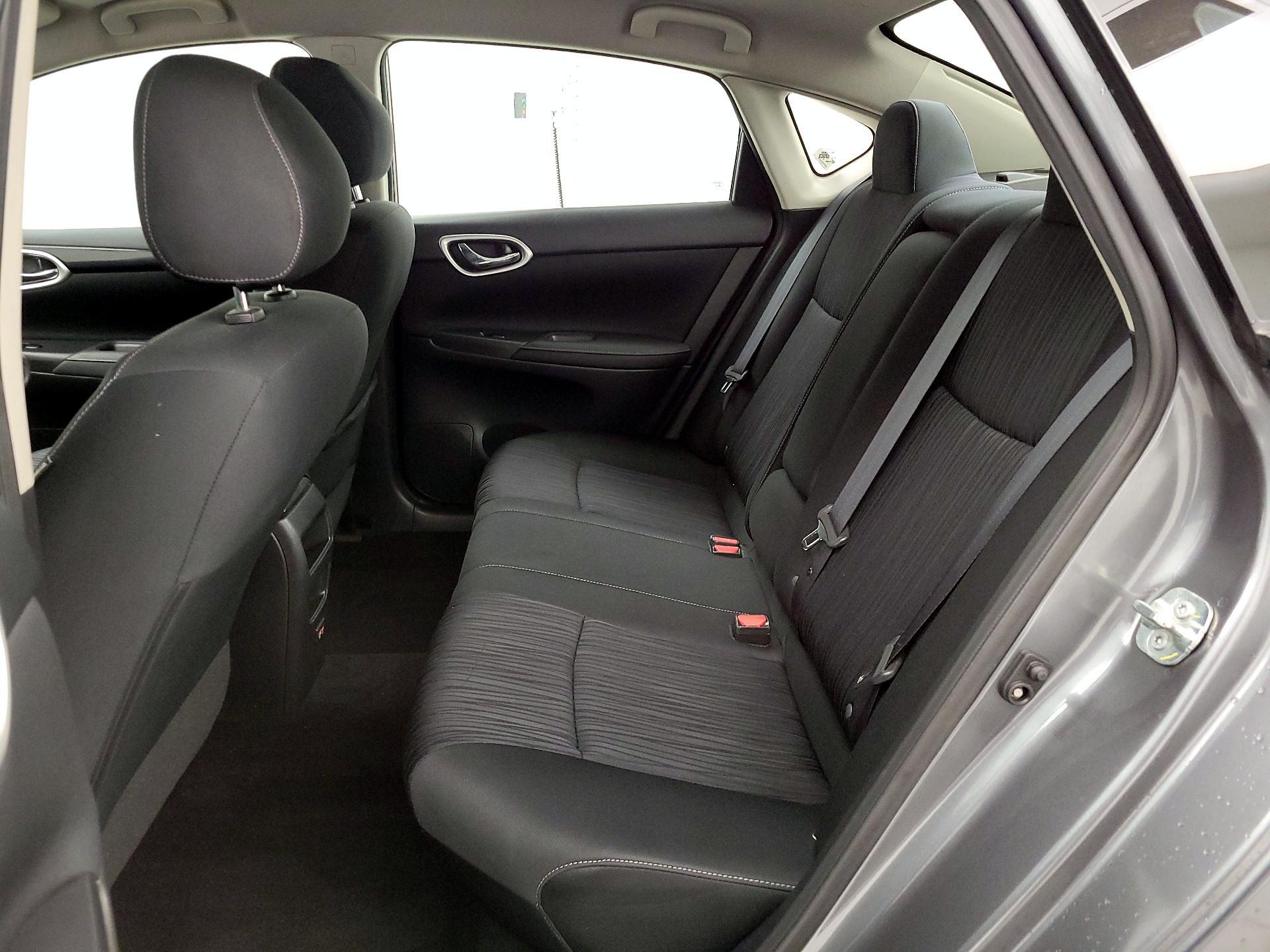 Thumbnail: 2019 Nissan Sentra - 19